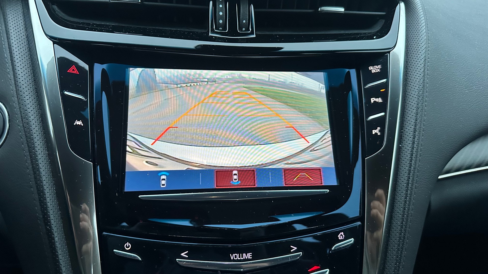 CADILLAC CTS-V Sedan 6.2 Supercharged Automatic-image-13