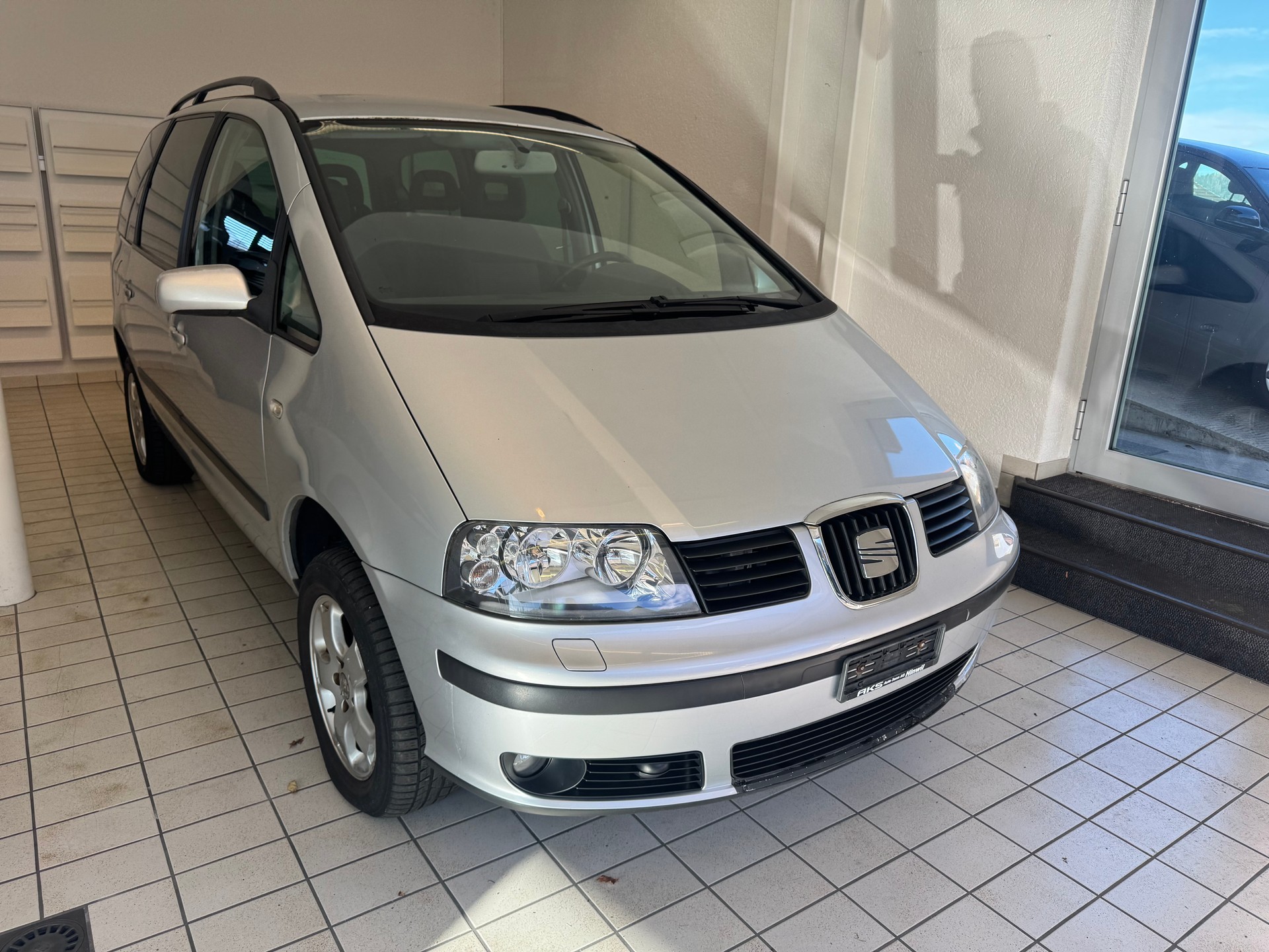 SEAT Alhambra 1.8 Turbo Stylance-image-1