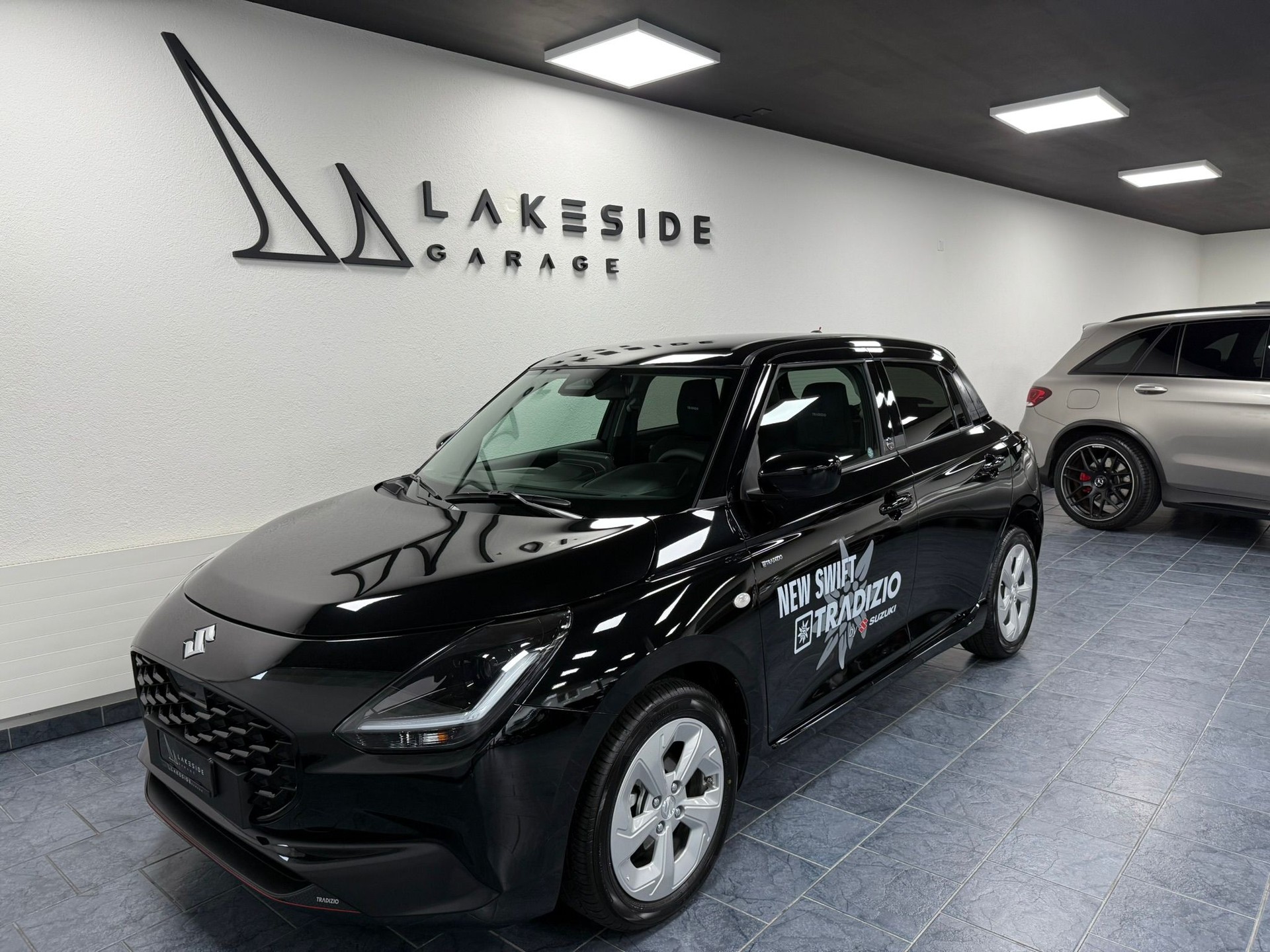 SUZUKI Swift 1.2 Tradizio Hybrid CVT