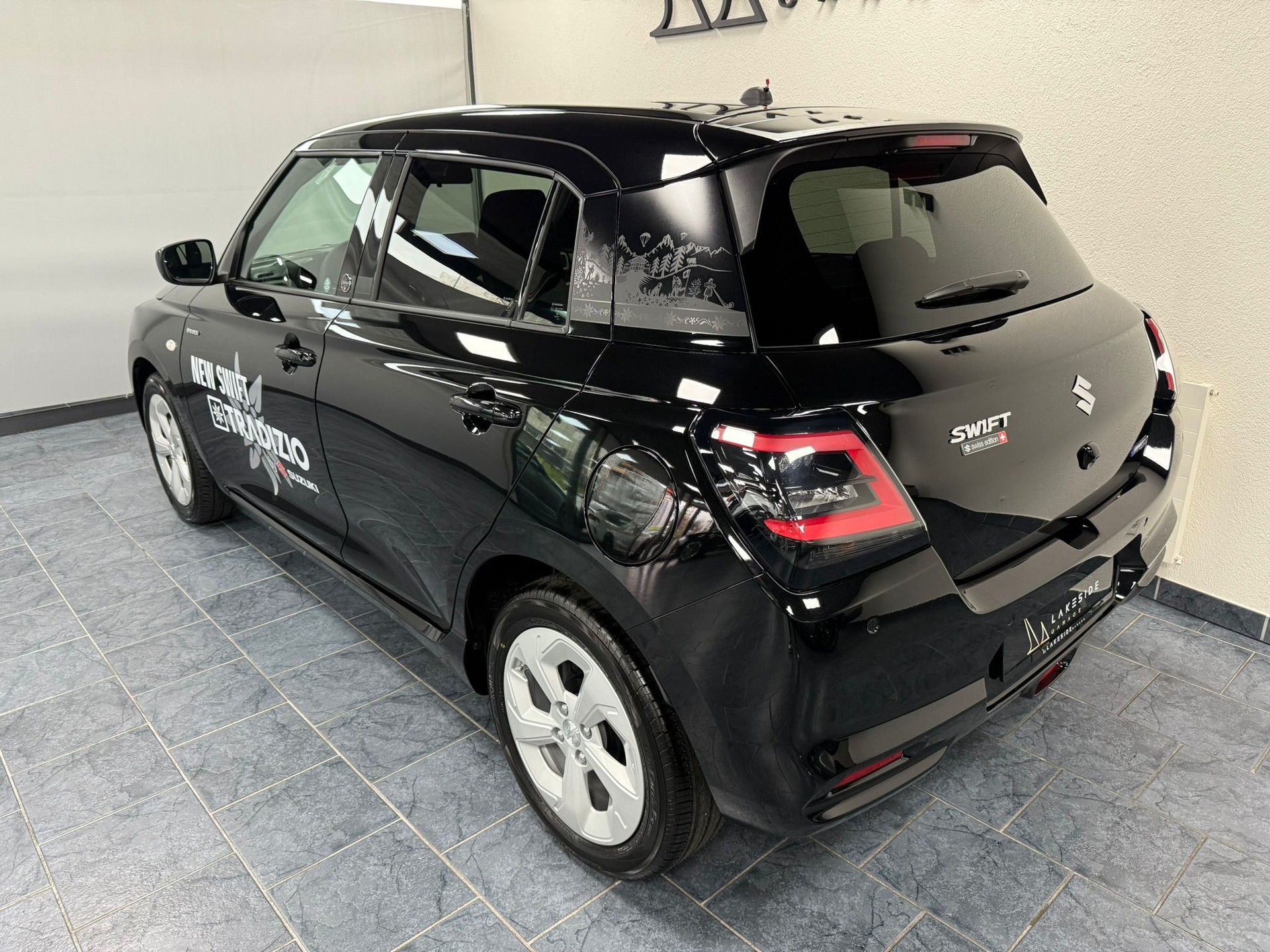SUZUKI Swift 1.2 Tradizio Hybrid CVT-image-5