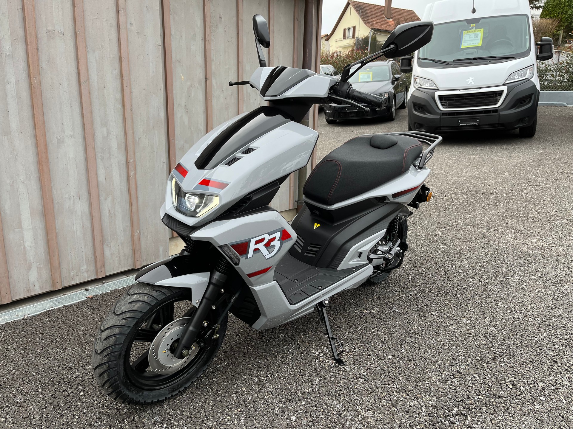 UGBEST MRB-3 / Ugbest R3 45km/h ab 15Jahre
