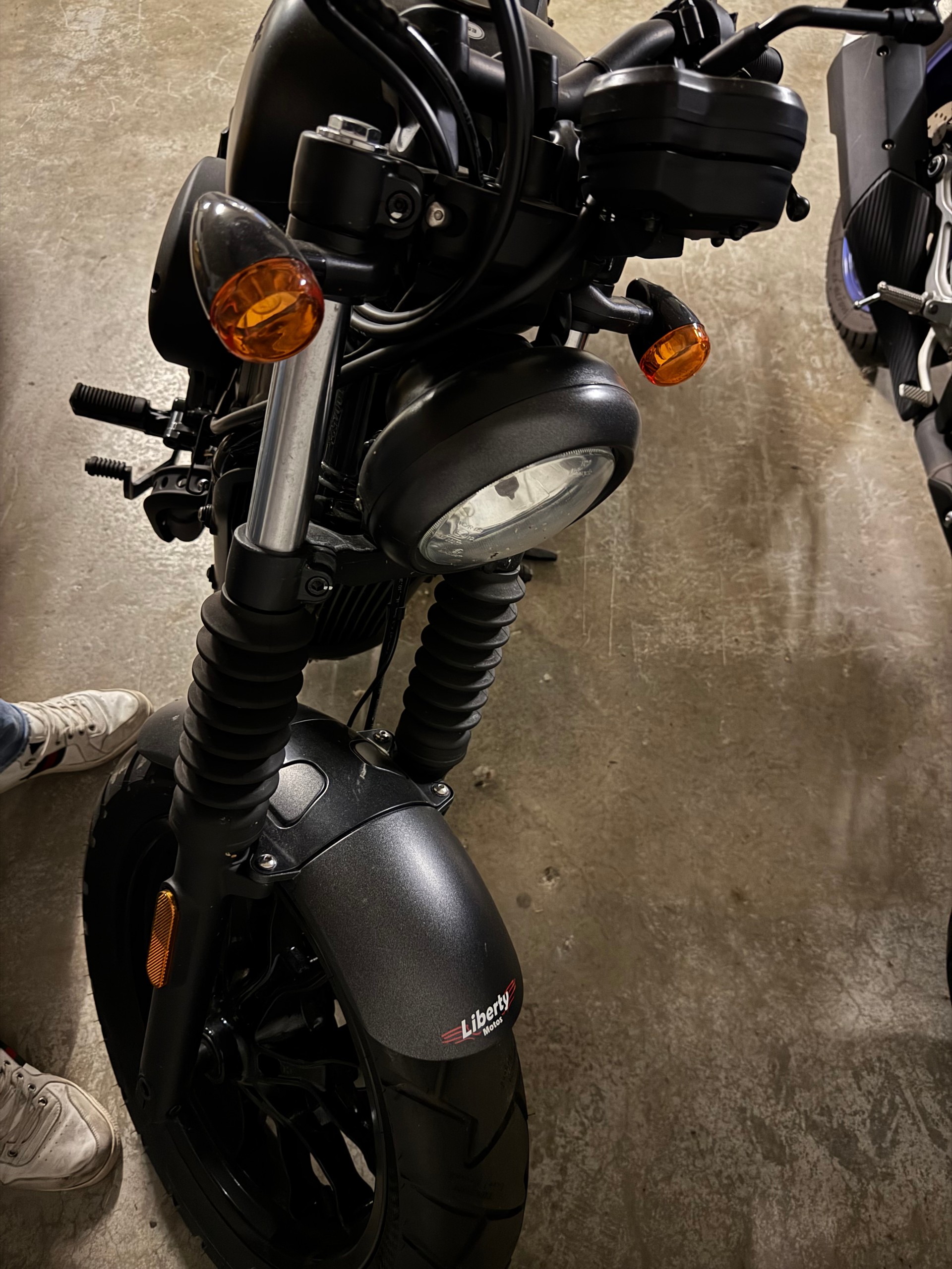 HYOSUNG GV 300 Bobber-image-5