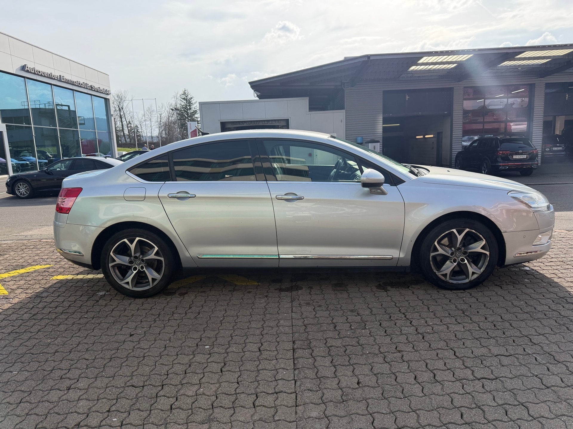 CITROEN C5 Berline 2.7 HDi V6 Exclusive Automatic-image-3