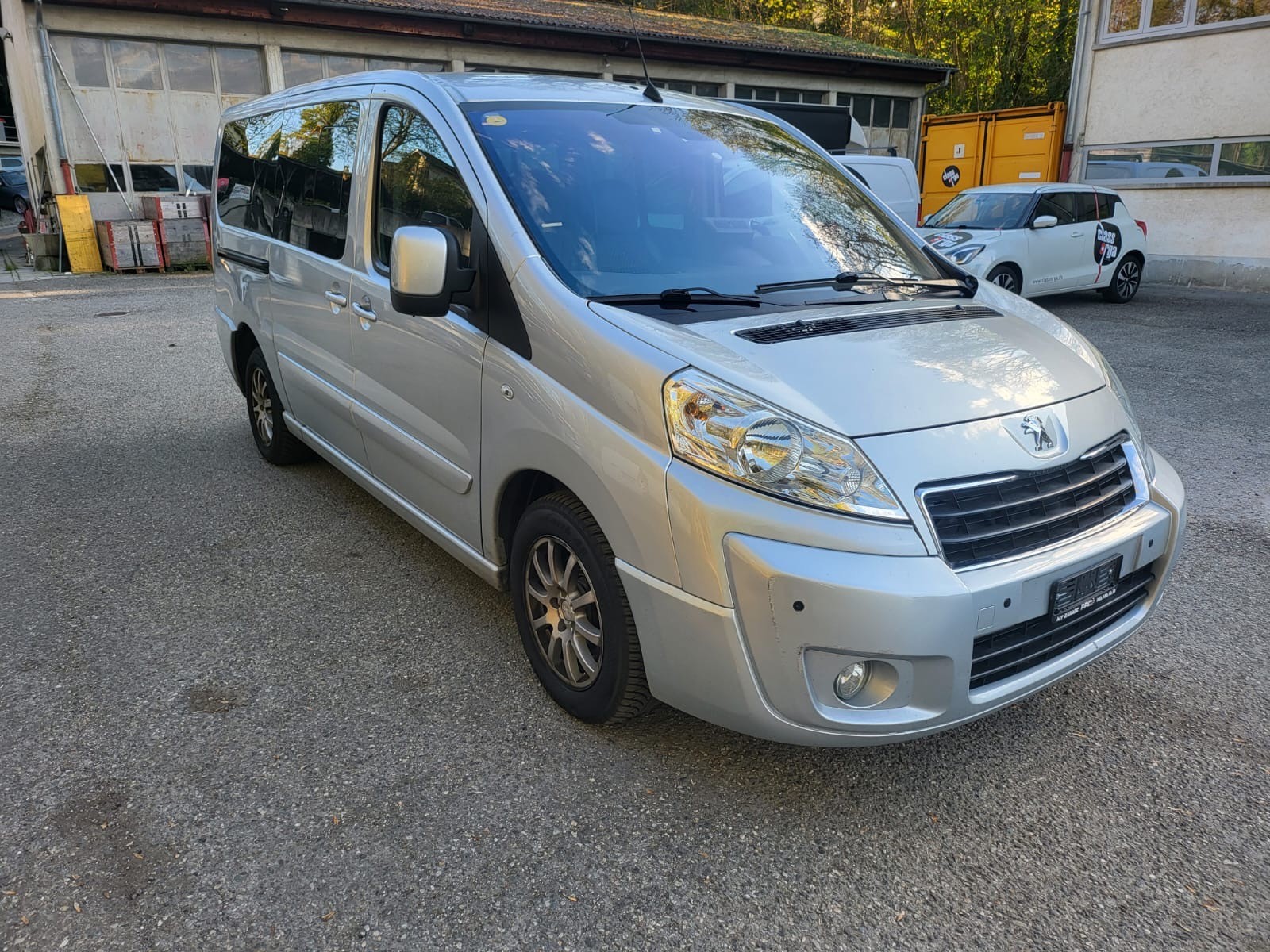 PEUGEOT Expert Tepee 2.0 HDi A Shuttle L2-image-1