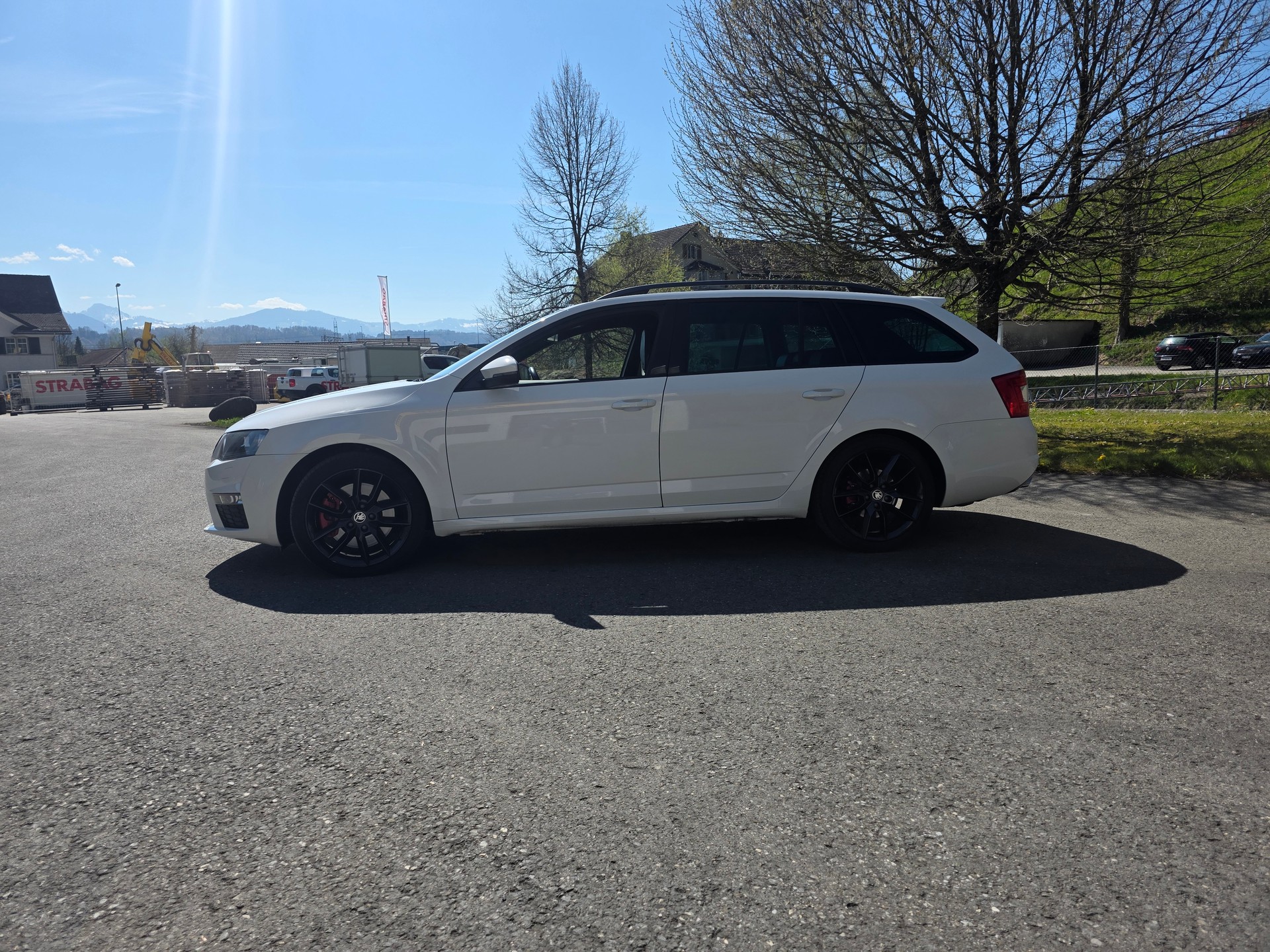 SKODA Octavia Combi 2.0 TSI RS DSG-image-11