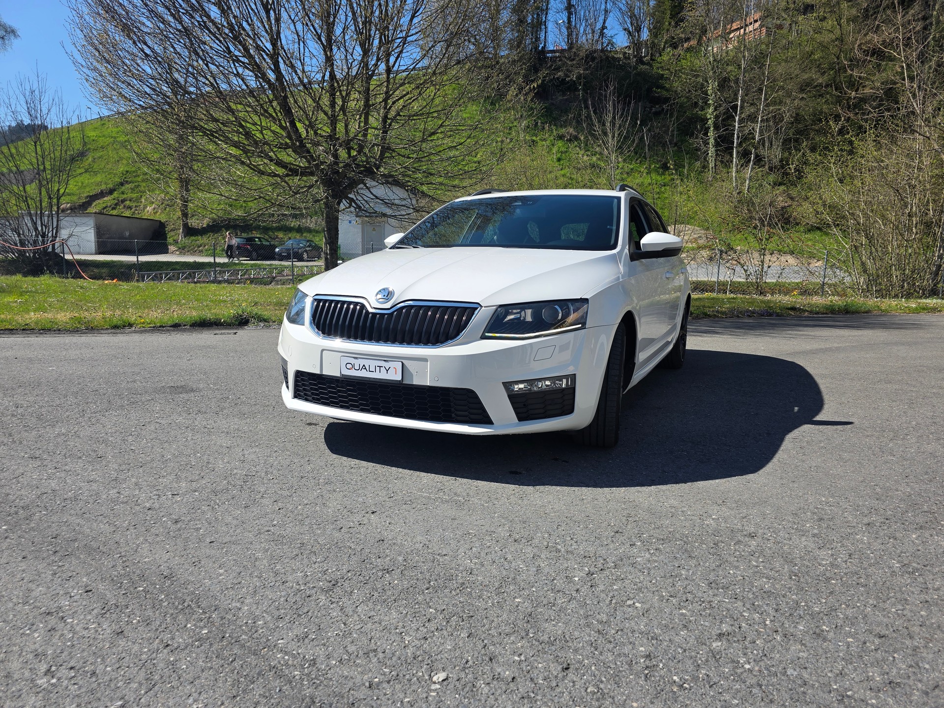 SKODA Octavia Combi 2.0 TSI RS DSG-showroom-element-3
