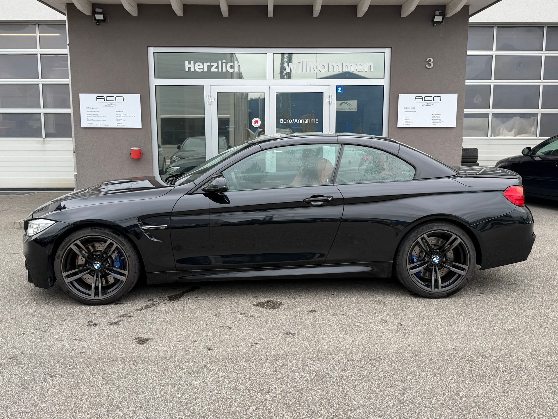 BMW M4 Cabriolet-image-6