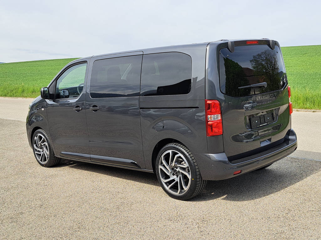 PEUGEOT Traveller Standard 2.2 BlueHDi 180cv Family Edition-showroom-element-2