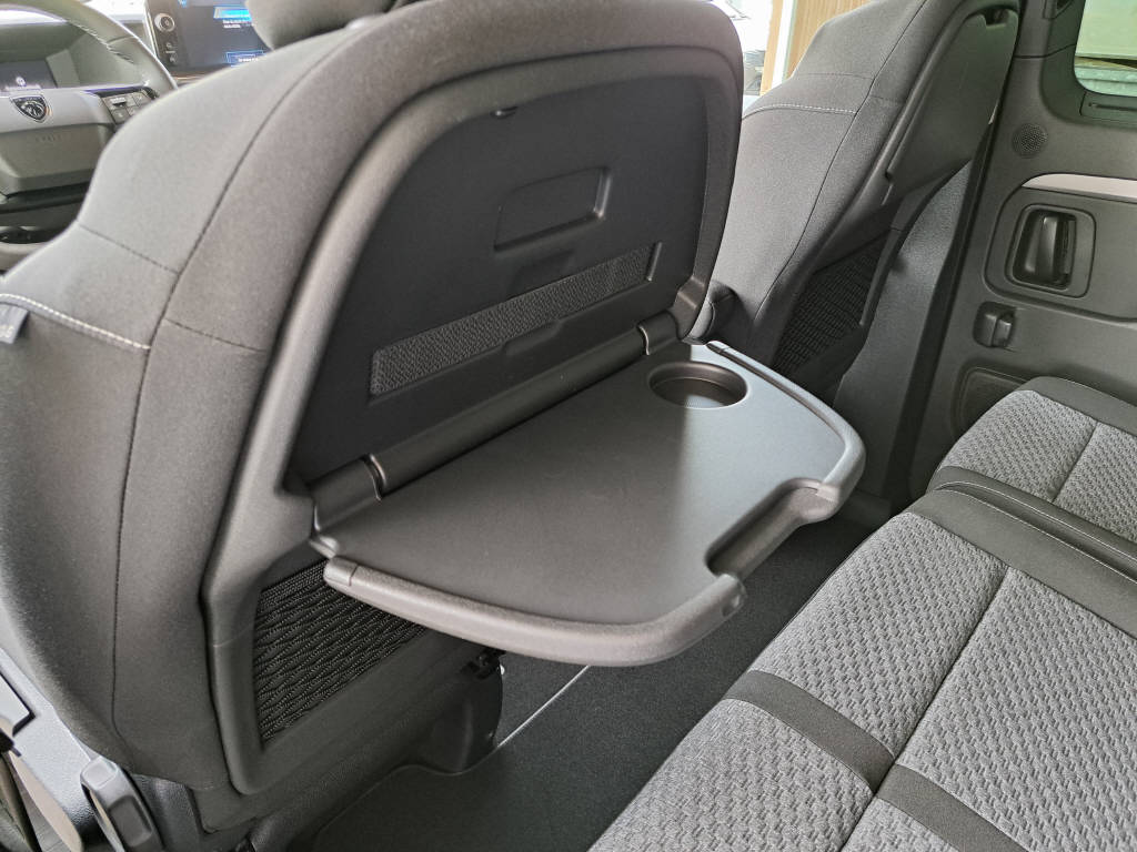 PEUGEOT Traveller Standard 2.2 BlueHDi 180cv Family Edition-image-15