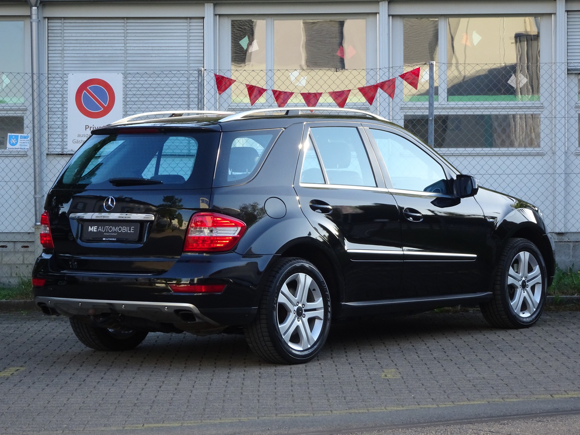 MERCEDES-BENZ ML 300 CDI Blue Efficiency 4Matic 7G-Tronic-image-2