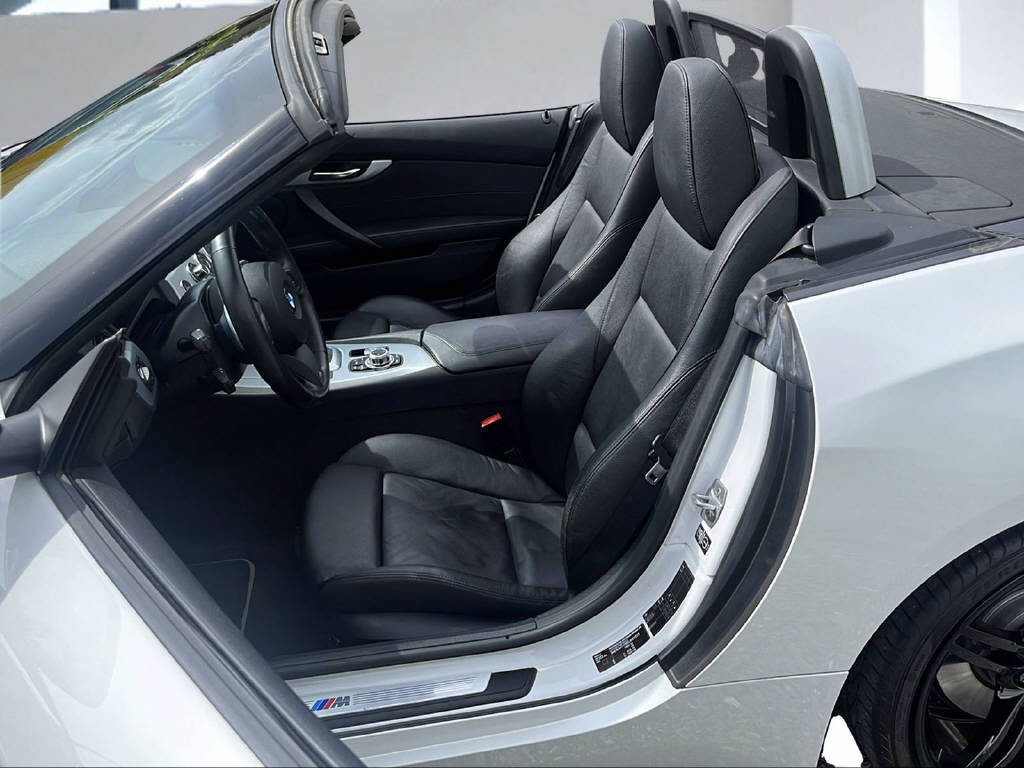 BMW Z4 35is sDrive DK Roadster-image-10