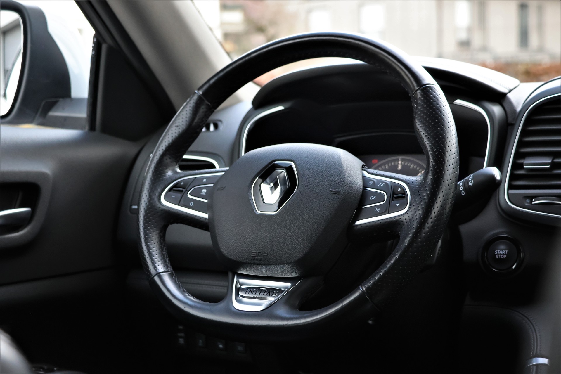 RENAULT Koleos 2.0 dCi Initial Paris 4x4 Xtronic CVT (CH)-image-13