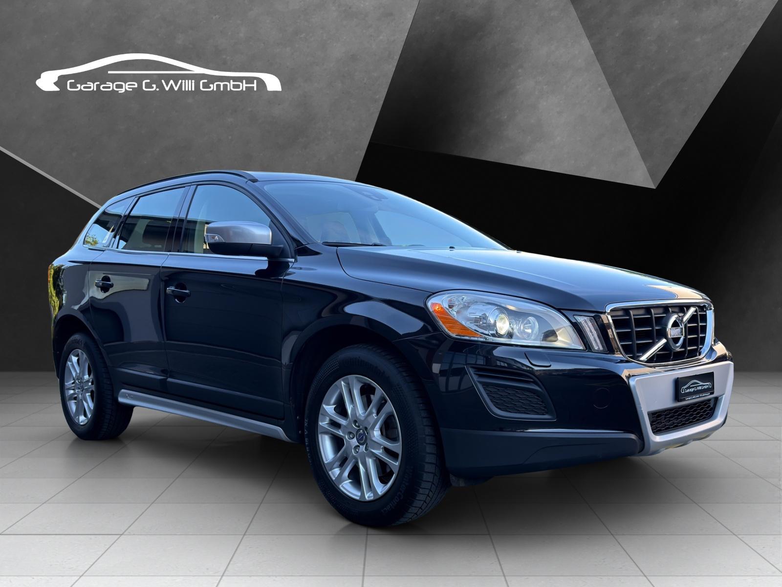 VOLVO XC60 D4 AWD Momentum Geartronic-showroom-element-2