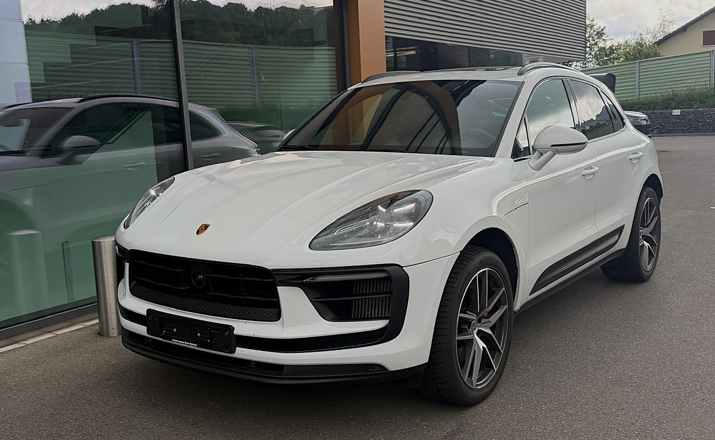 PORSCHE Macan 2.9 V6 S-showroom-element-3