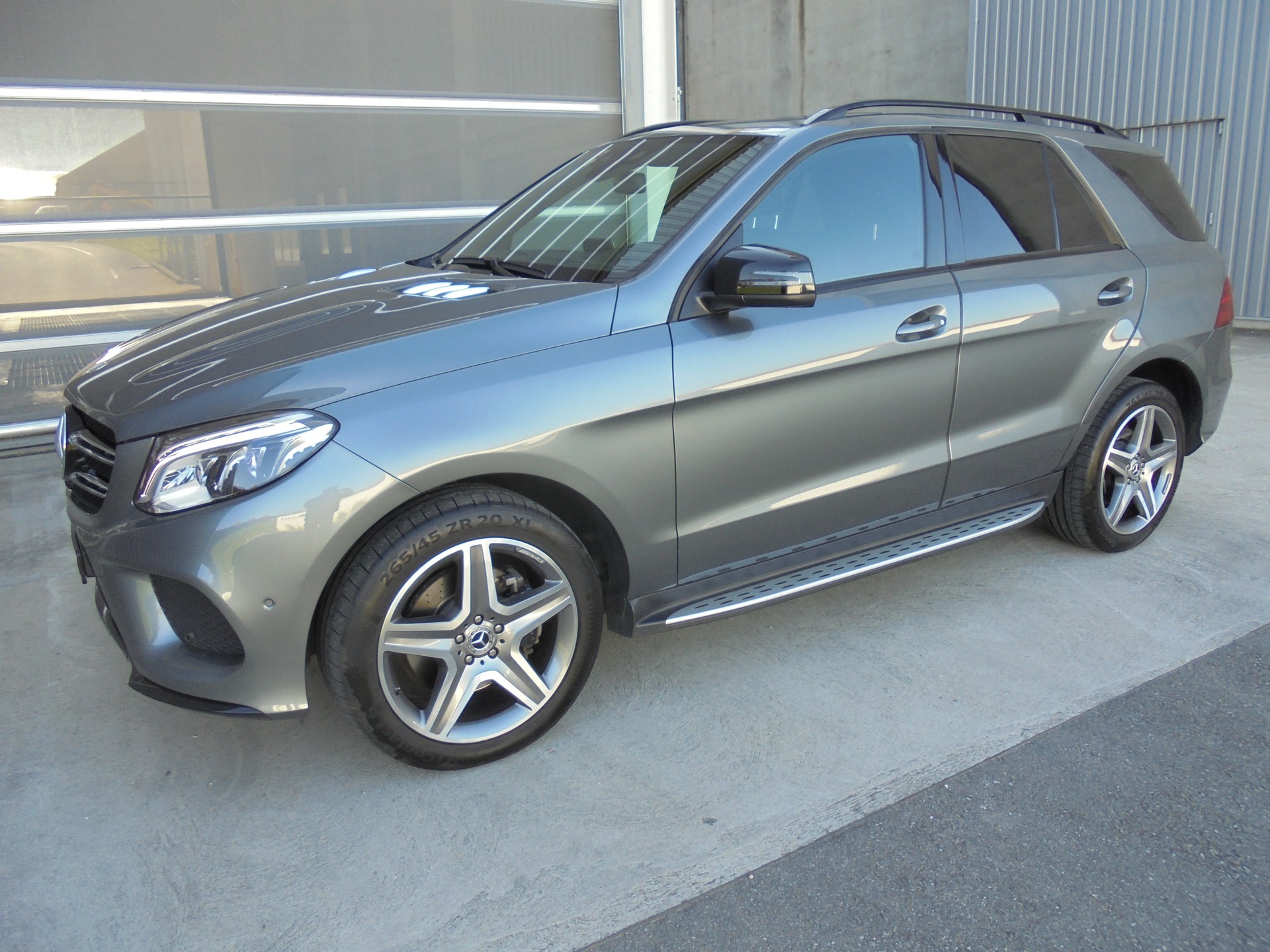 MERCEDES-BENZ GLE 350 d-image-2