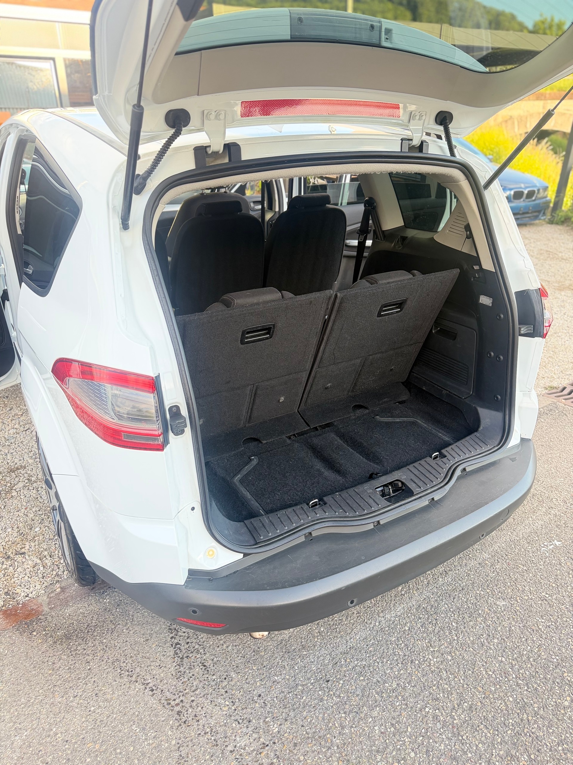 FORD S-Max 2.0 TDCi TitaniumS PowerShift *7Plätzer*-image-14