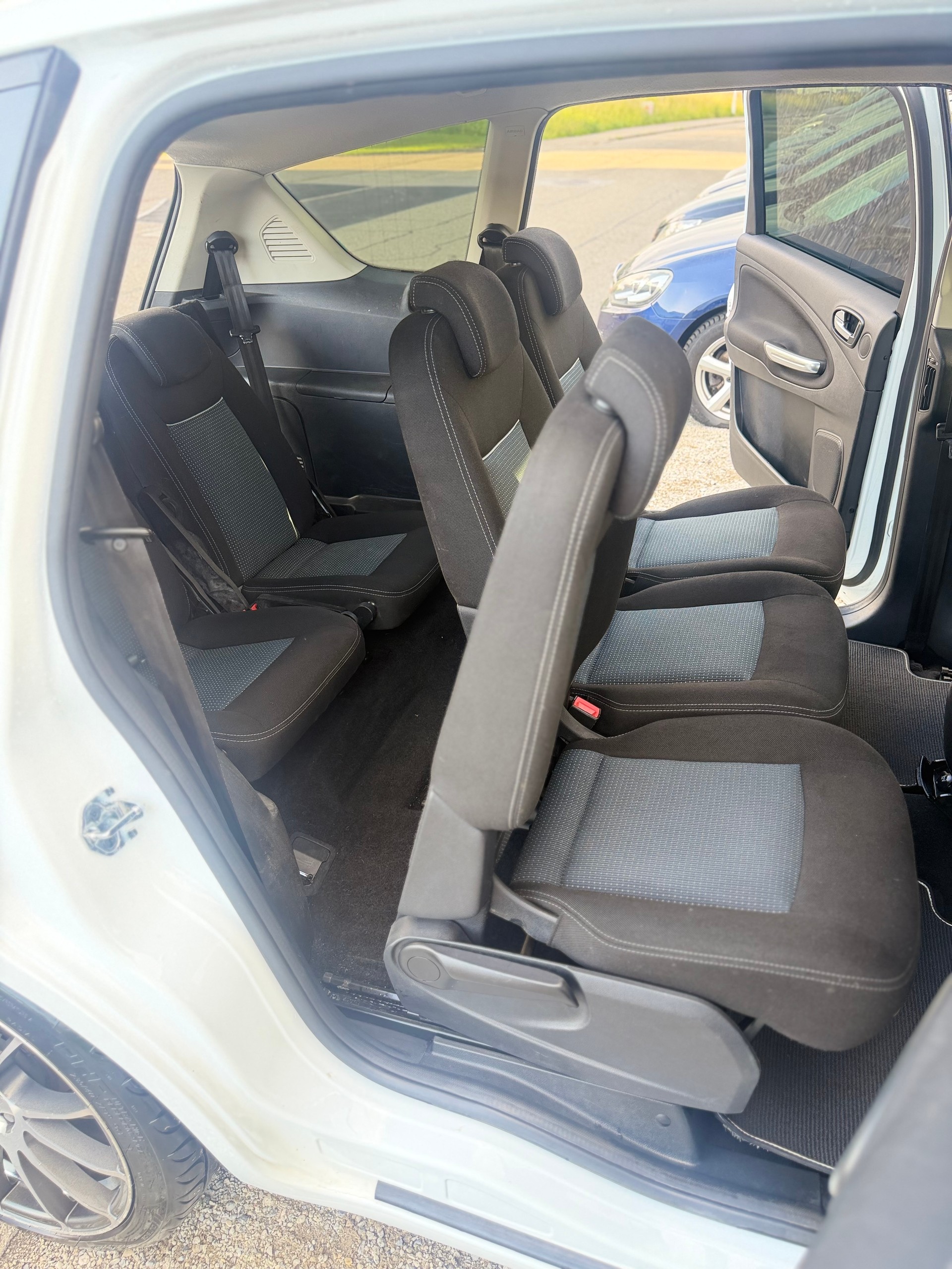 FORD S-Max 2.0 TDCi TitaniumS PowerShift *7Plätzer*-image-13