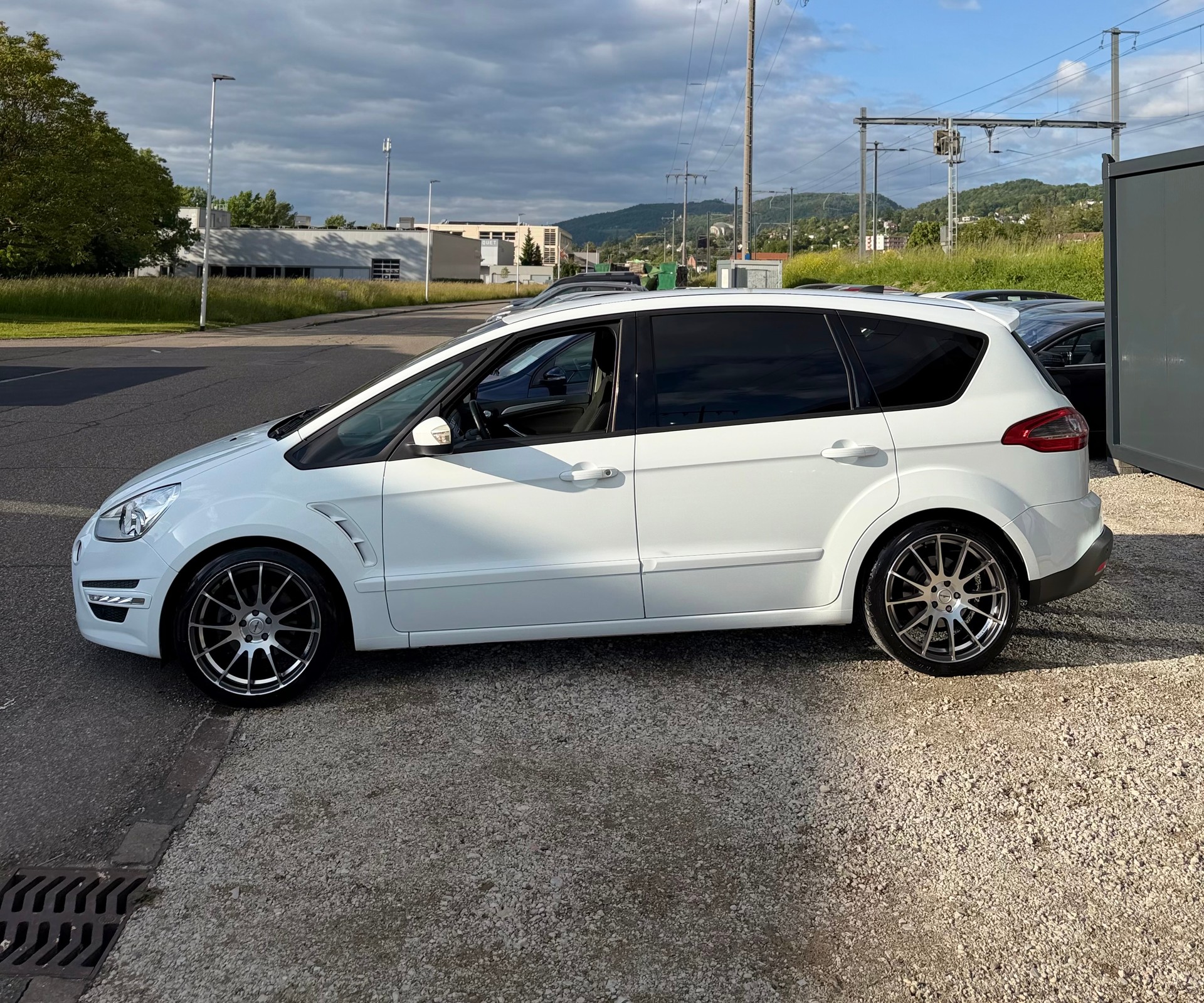 FORD S-Max 2.0 TDCi TitaniumS PowerShift *7Plätzer*-image-8