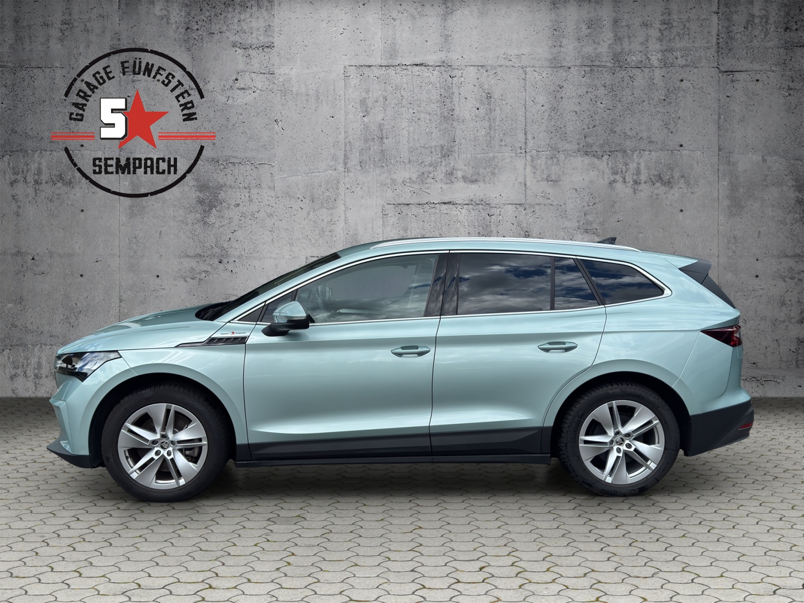 SKODA Enyaq 85x 4x4-showroom-element-1