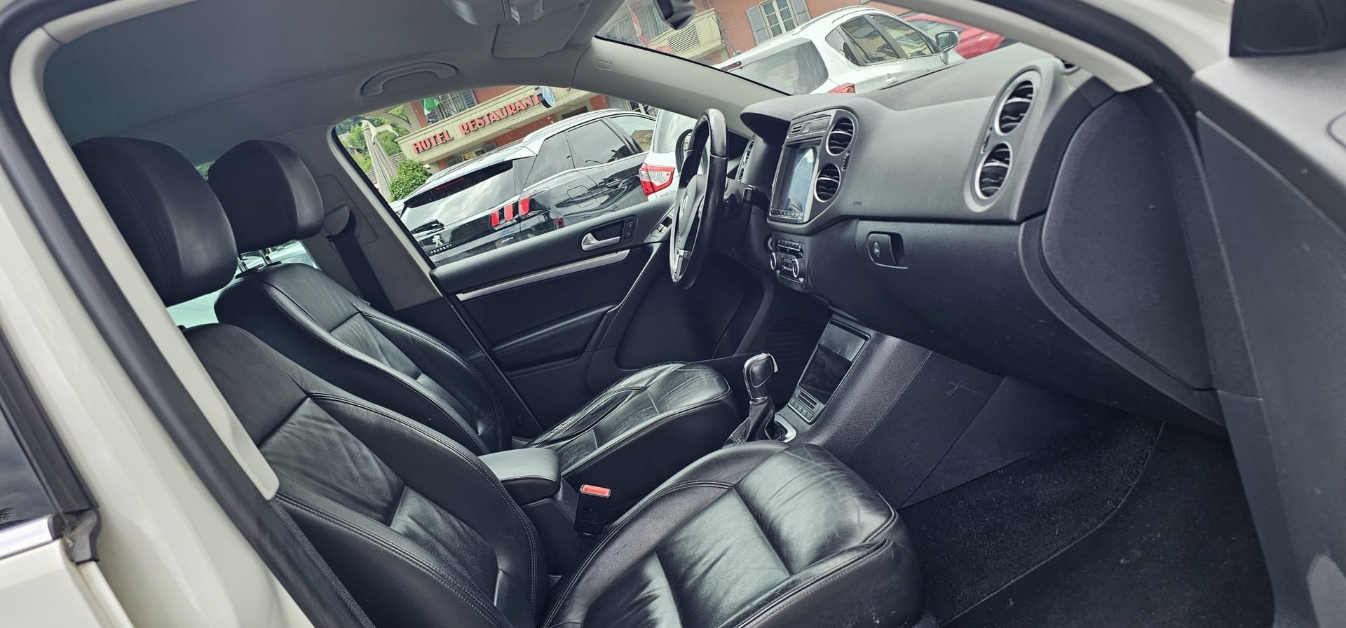 VW Tiguan 2.0 TSI Track&Style 4Motion DSG-image-9