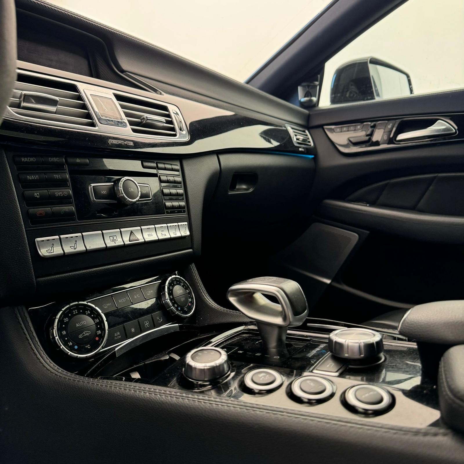MERCEDES-BENZ CLS 63 AMG Speedshift MCT-image-10