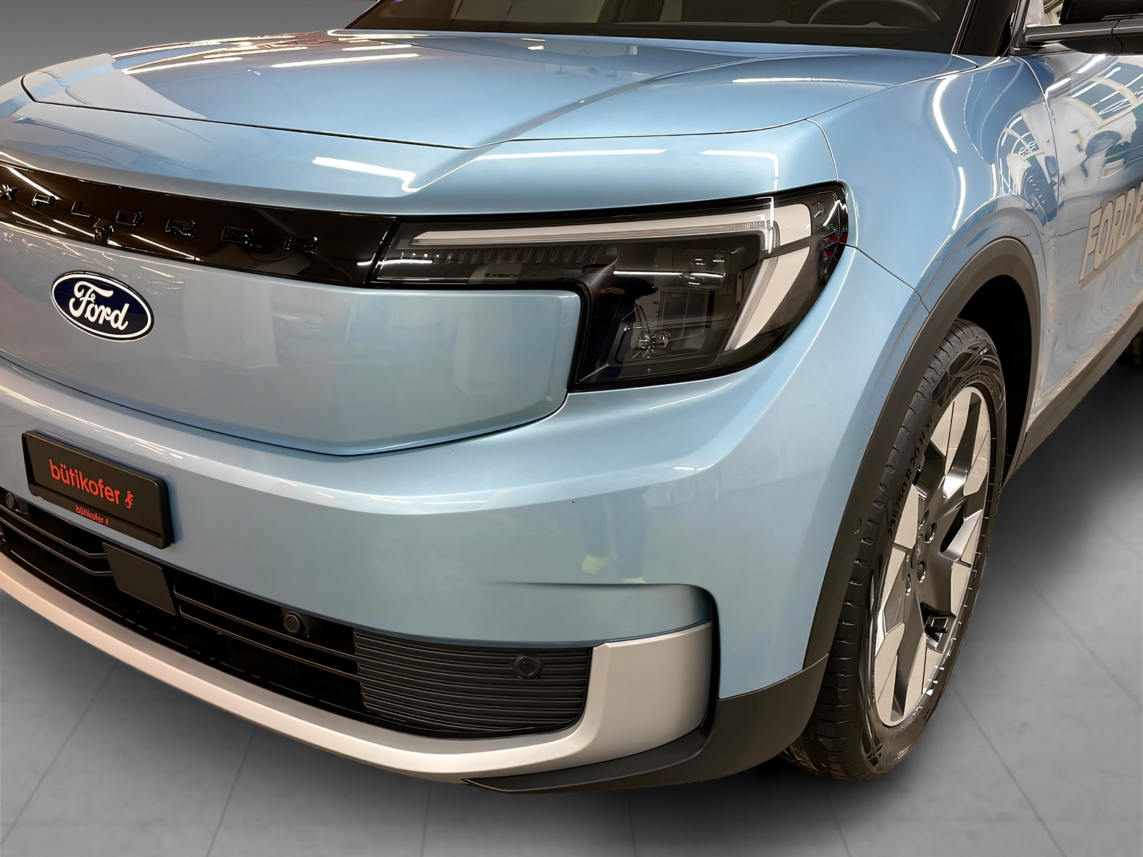 FORD Explorer Extended Range Premium AWD-image-9