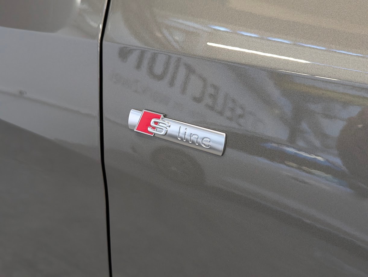 AUDI A1 Sportback 2.0 40 TFSI S Line S-Tronic*5J GAR S-LINE KOMPLETT VOLL-LED KAMERA NAVI+ ACC KEYLESS*-showroom-element-2