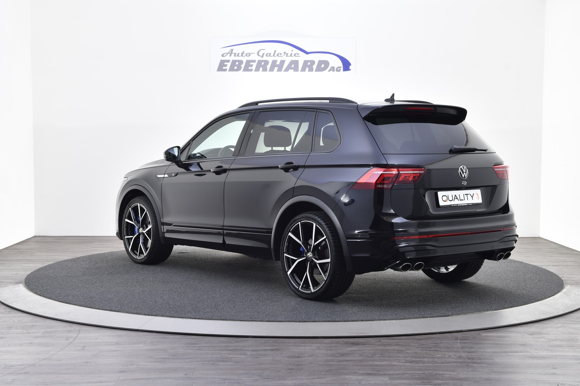VW Tiguan 2.0TSI R 4Motion DSG-showroom-element-2