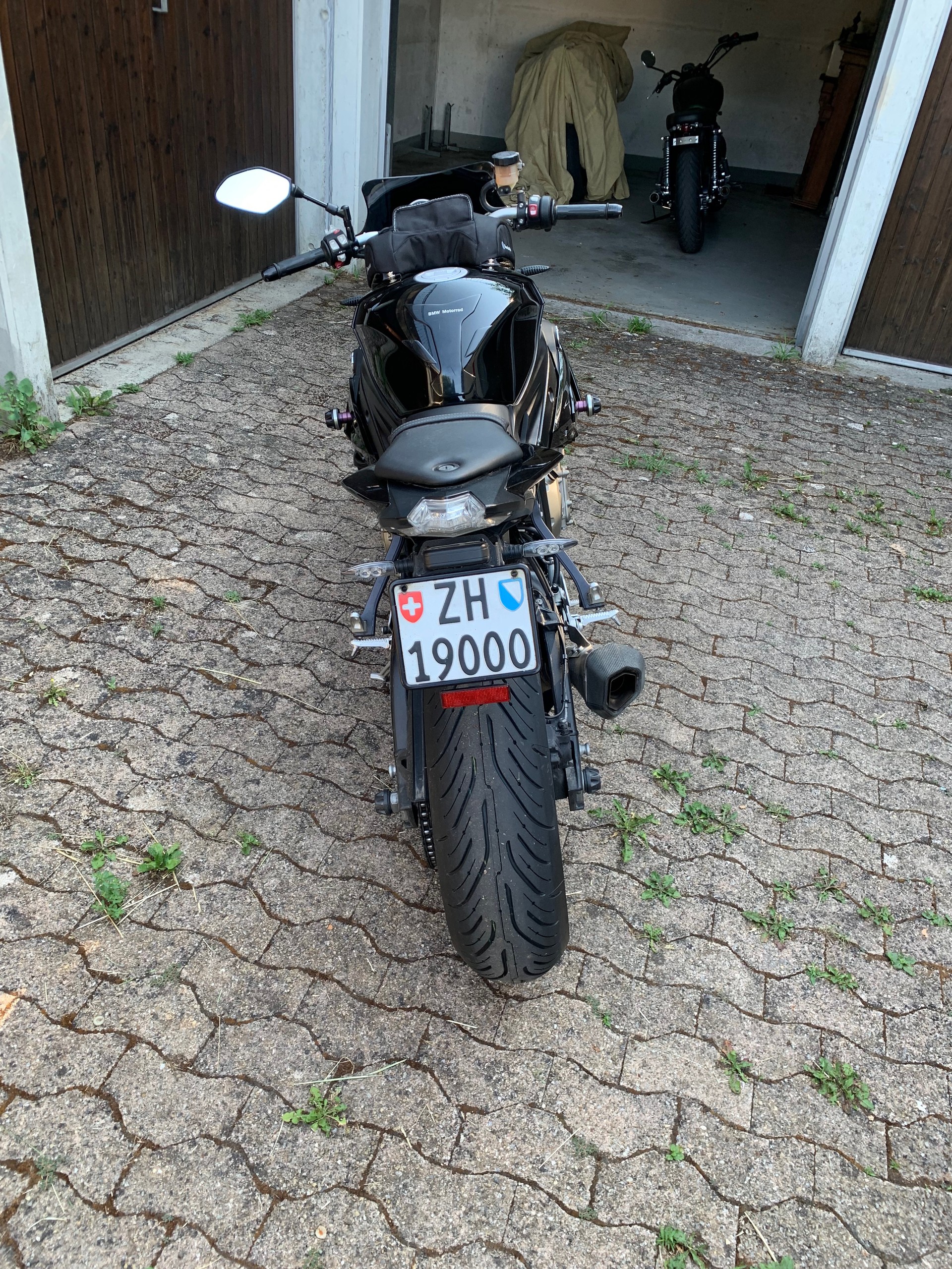 BMW S 1000 R ABS-image-2