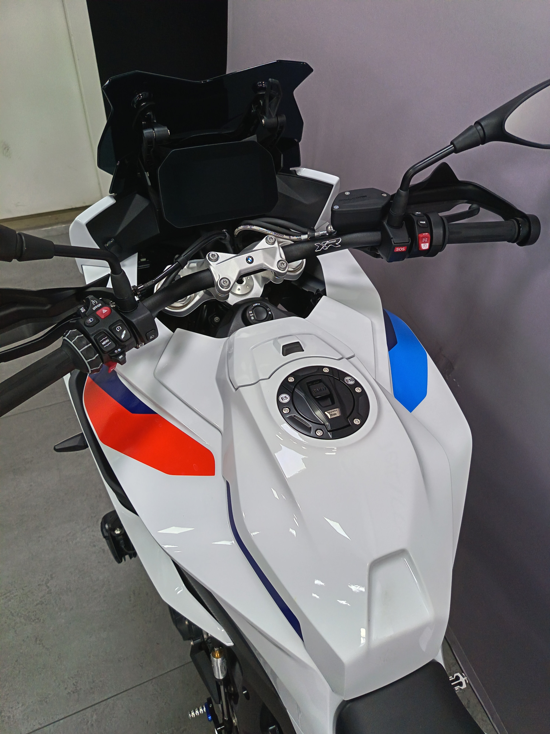BMW S 1000 XR M *** Contrat d'entretien 04.2027 ou 30.000 km ***-image-4