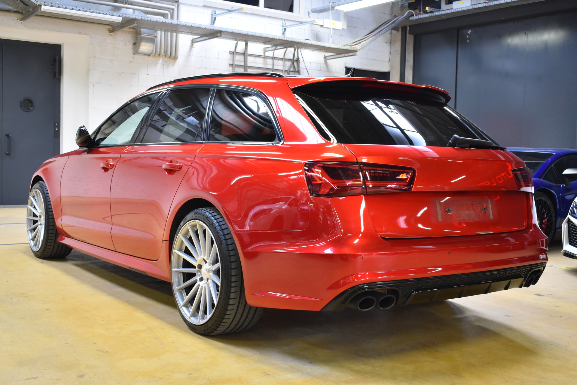 AUDI S6 Avant 4.0 TFSI V8 quattro S-tronic-showroom-element-2