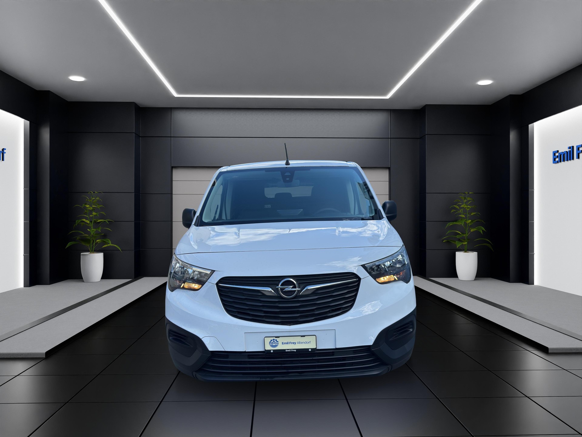 OPEL Combo-e Cargo 2.4 t Electric +-showroom-element-1