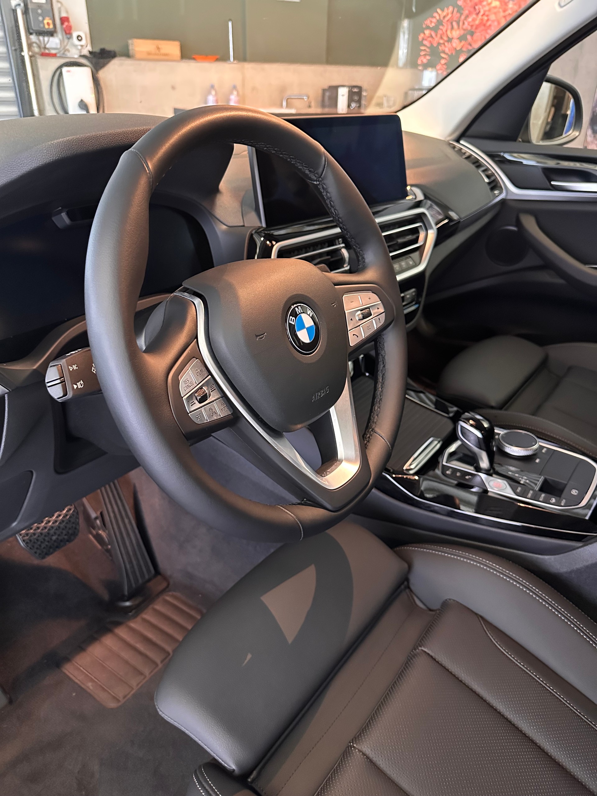 BMW X3 20i xDrive-image-10