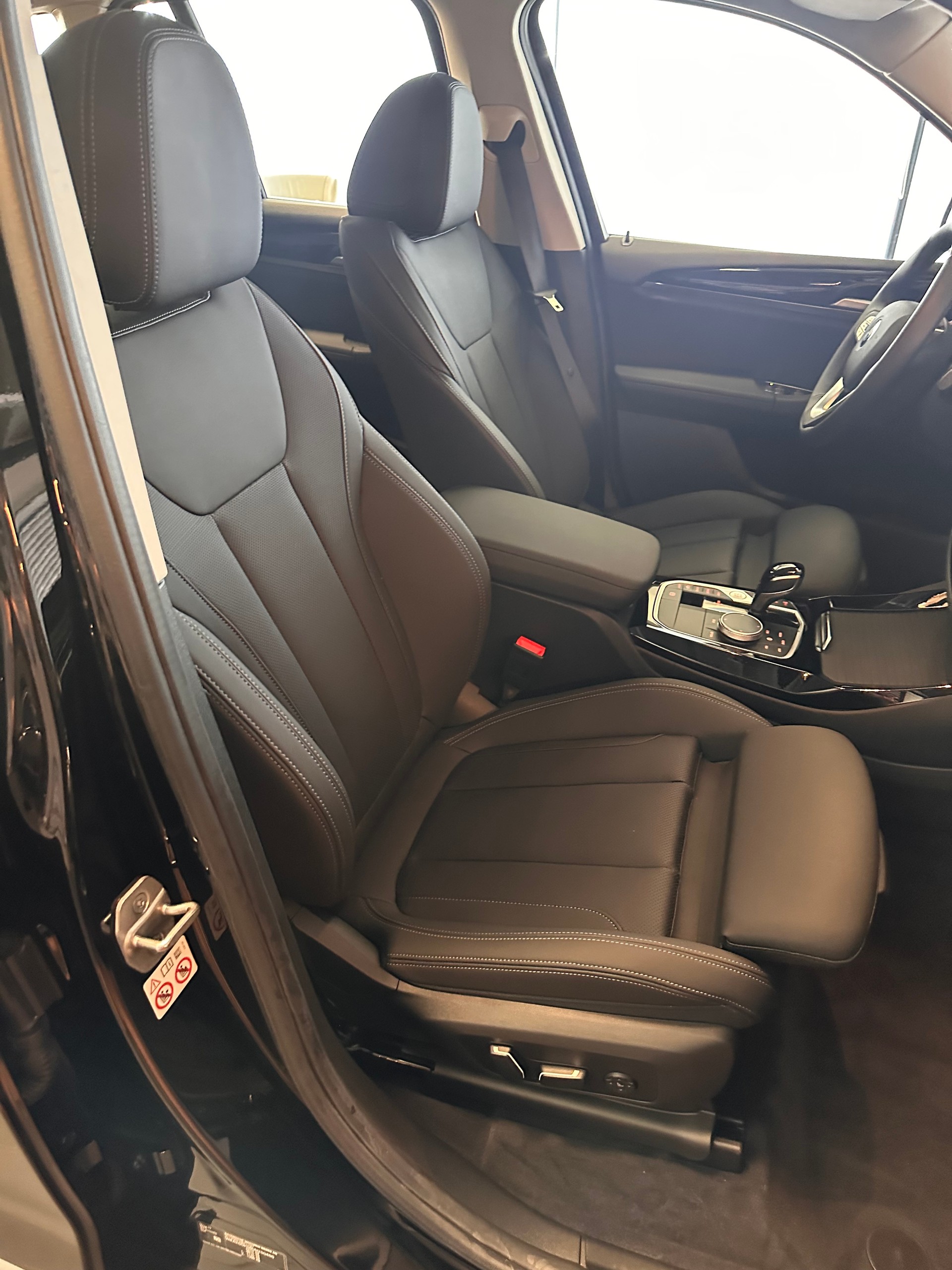 BMW X3 20i xDrive-image-28