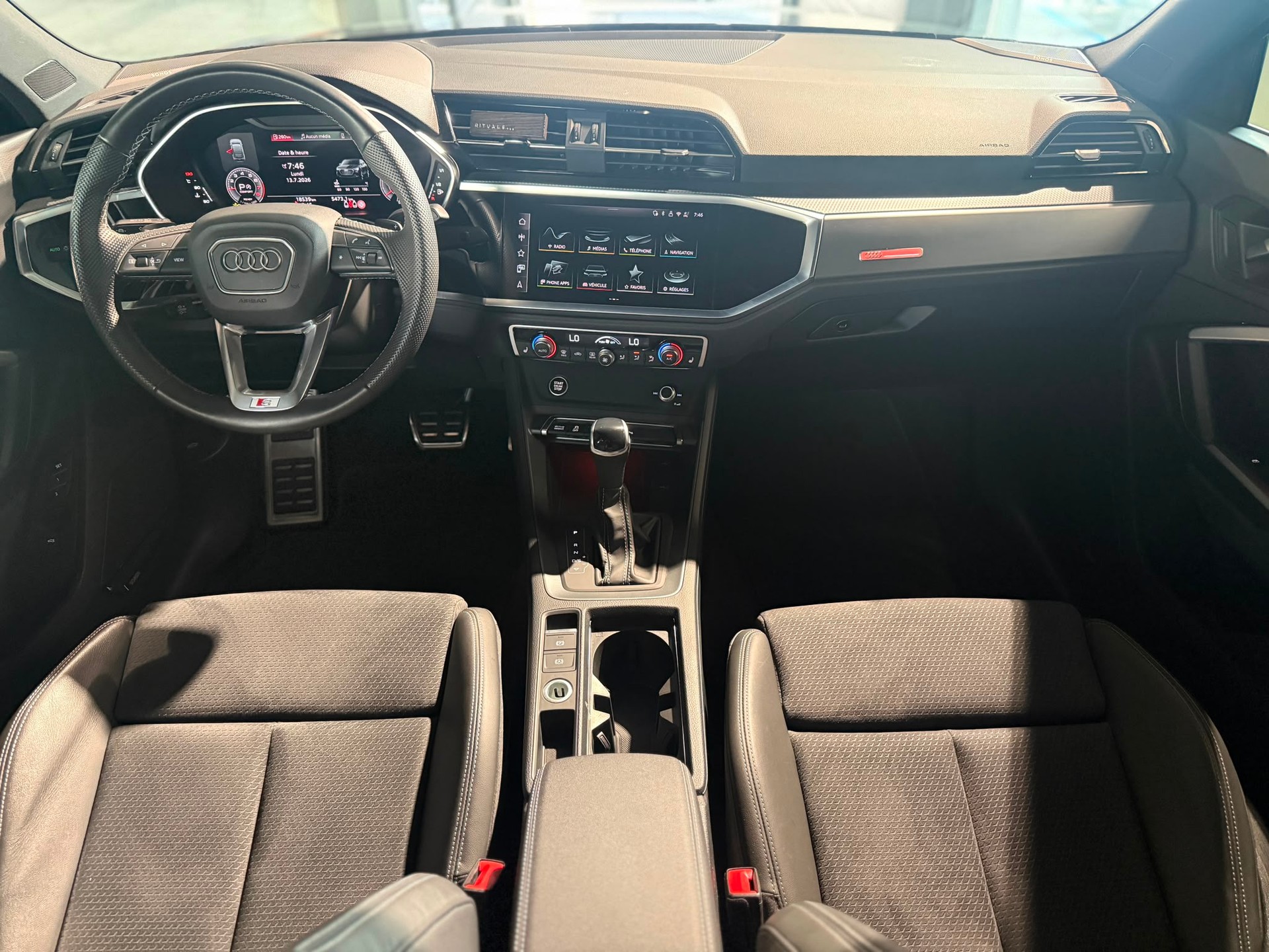 AUDI Q3 Sportback 35 TFSI S line Attraction S-tronic-image-11