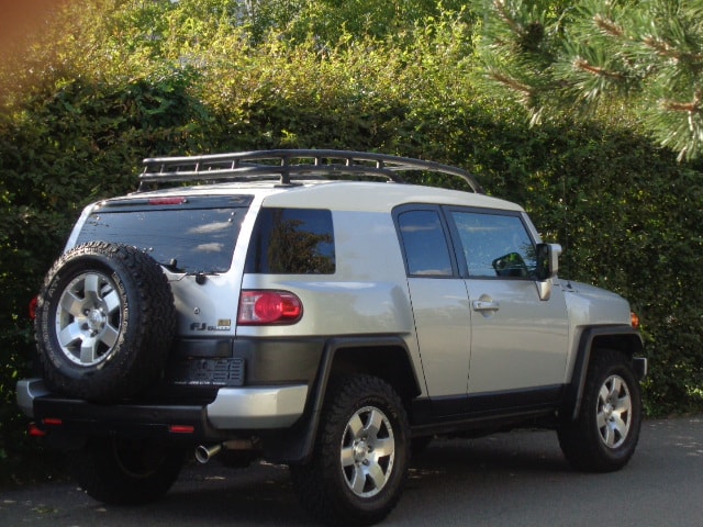 TOYOTA FJ-image-12