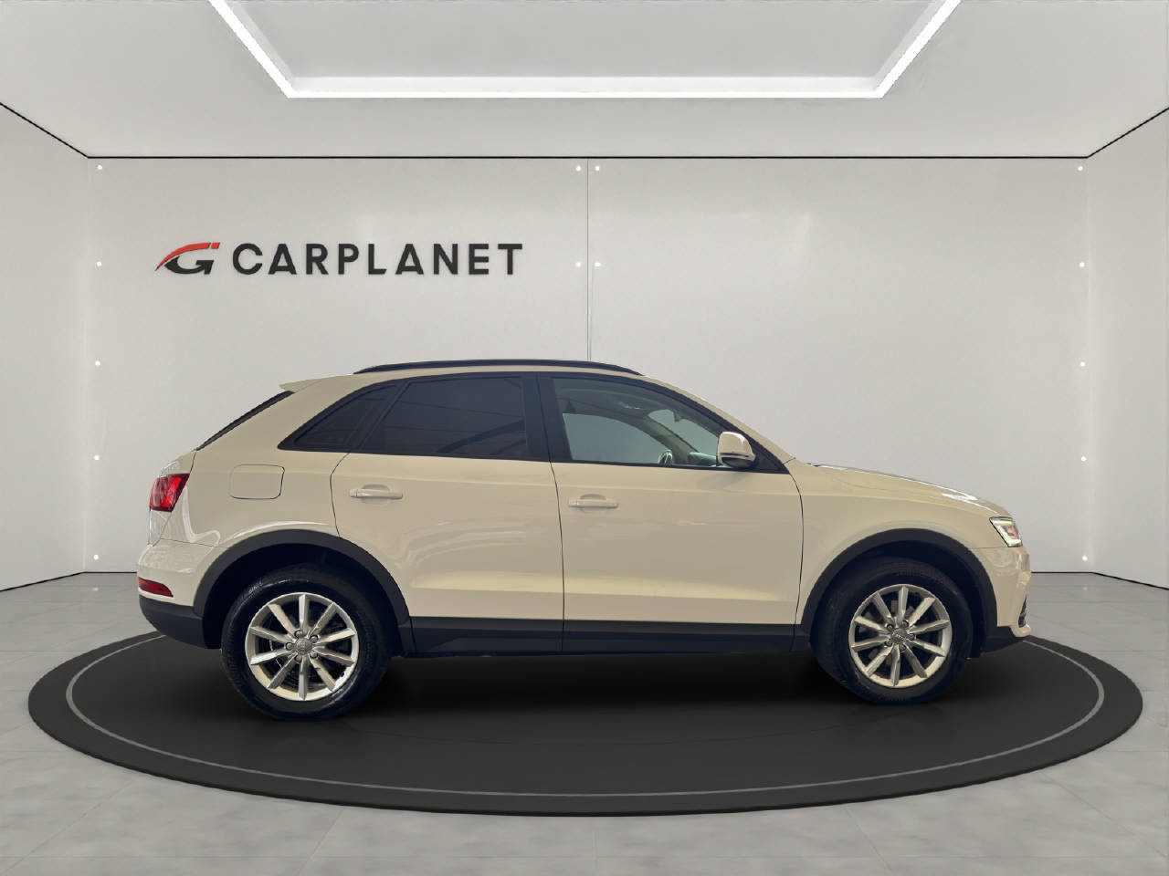 AUDI Q3 2.0 TDI 150 quattro S-Tronic-showroom-element-3