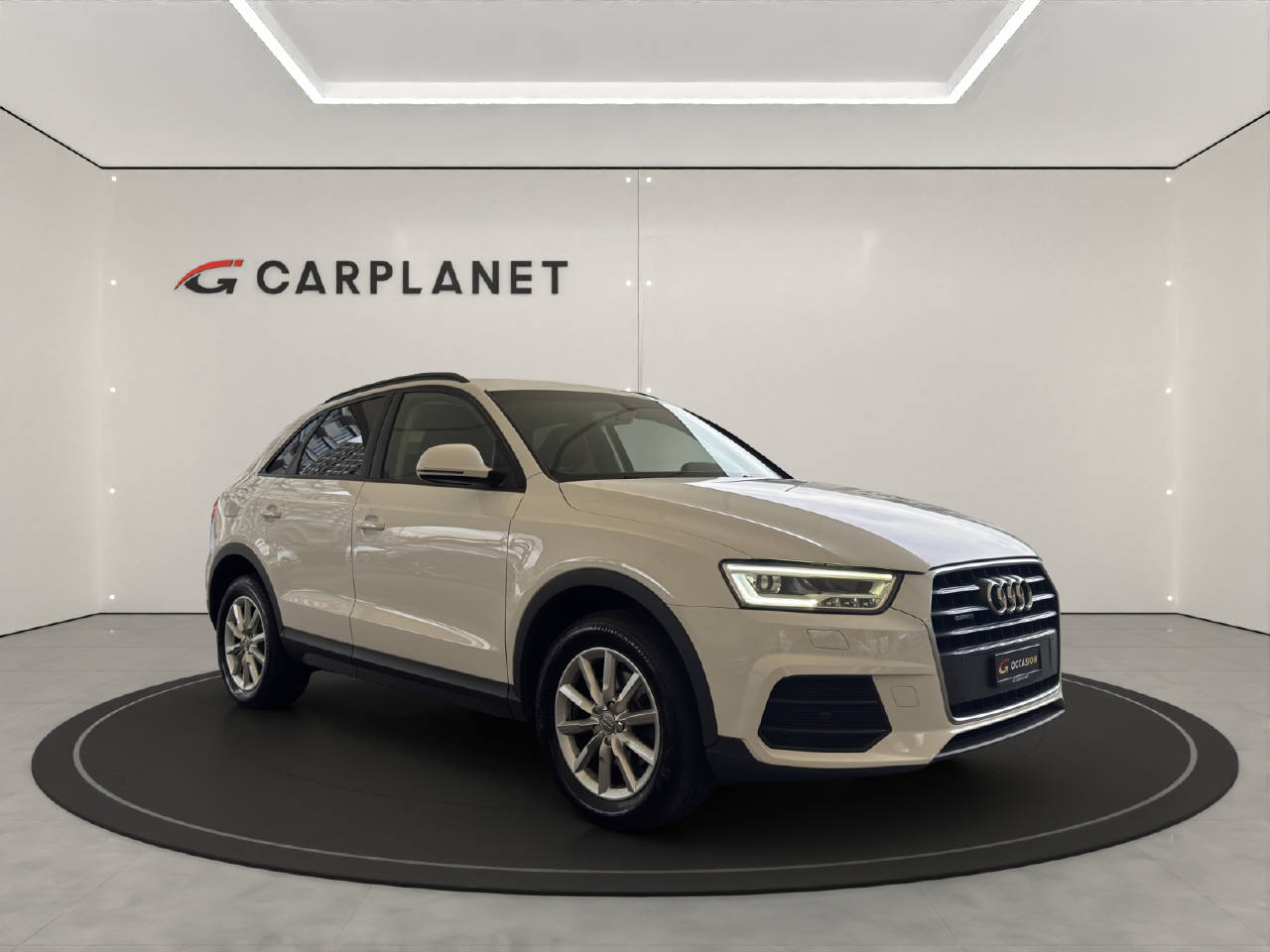 AUDI Q3 2.0 TDI 150 quattro S-Tronic-showroom-element-1