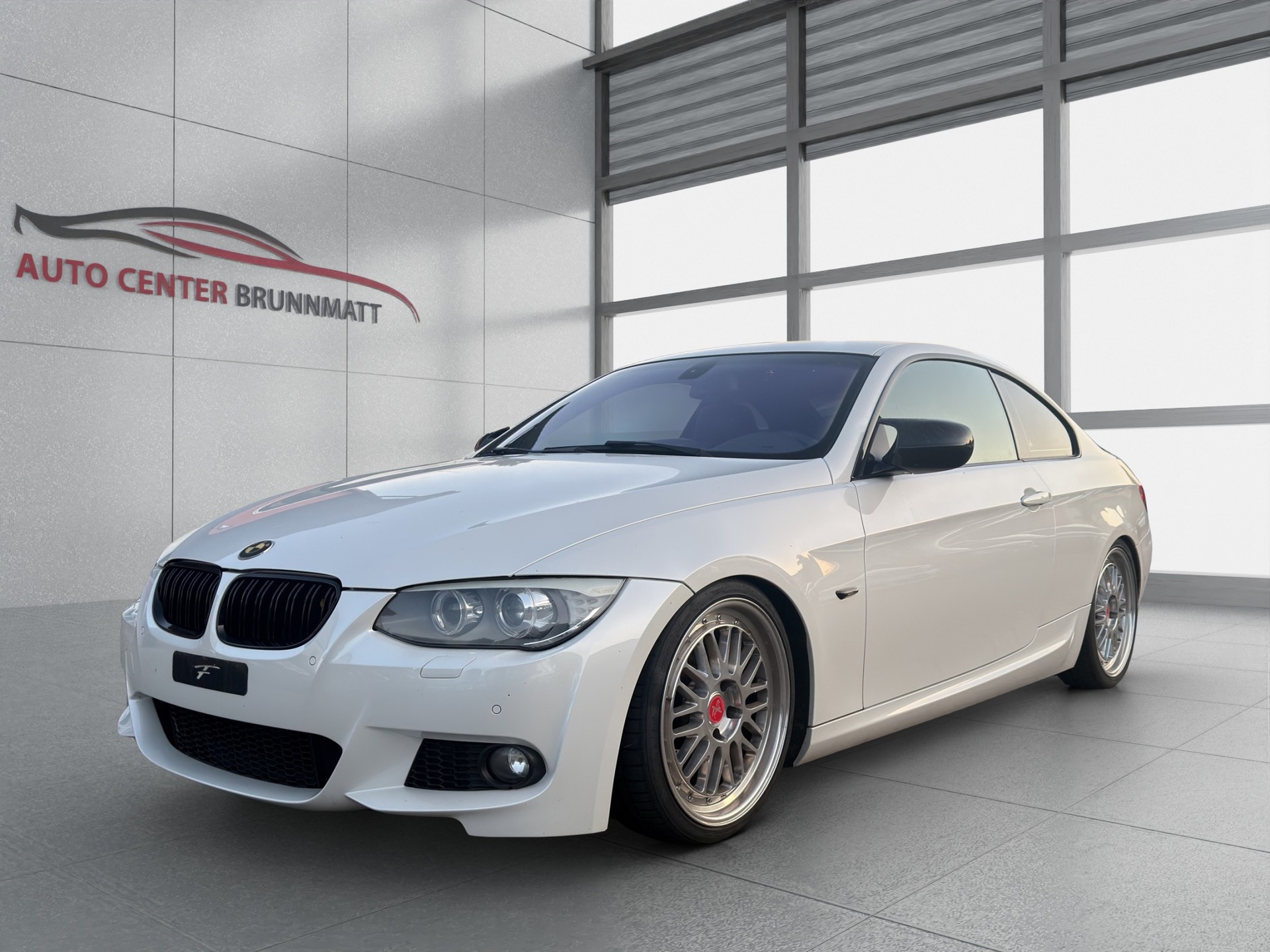 BMW 325i xDrive Coupé