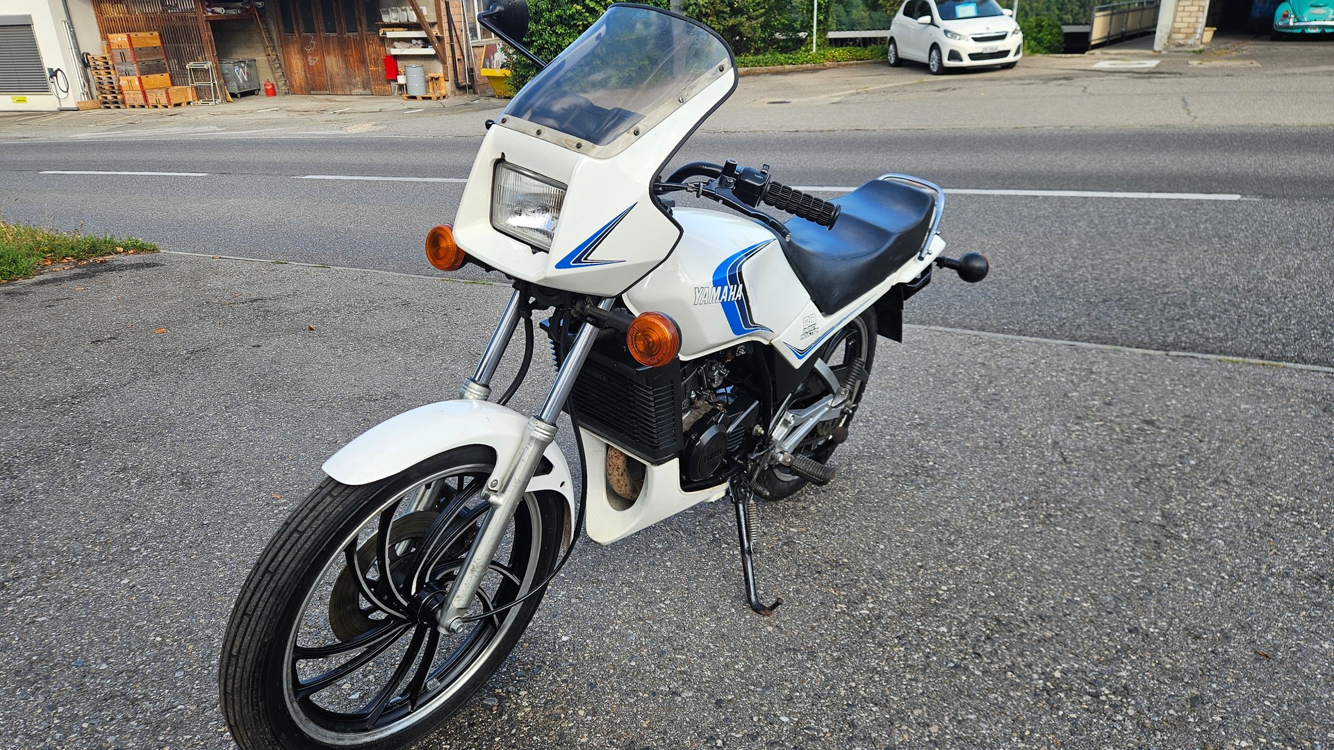 YAMAHA RD 125 LC-image-0