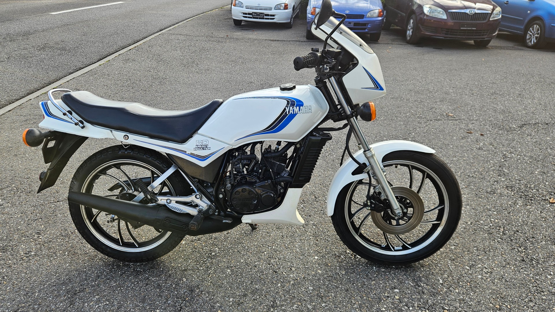 YAMAHA RD 125 LC-image-5