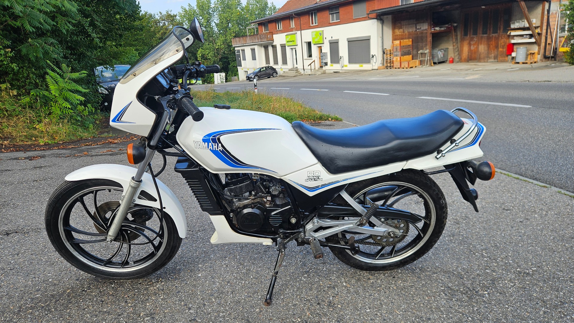 YAMAHA RD 125 LC-image-4