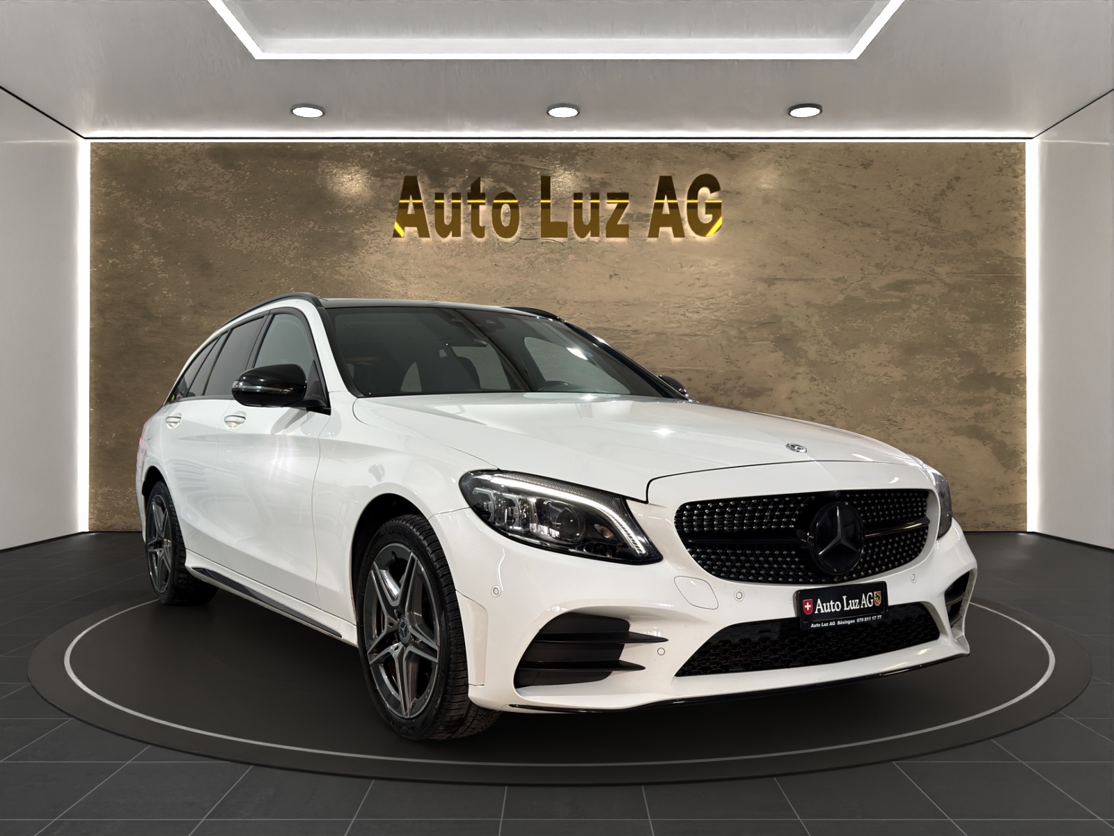 MERCEDES-BENZ C 220 d Swiss Star AMG Line 4M 9G-Tronic-image-6