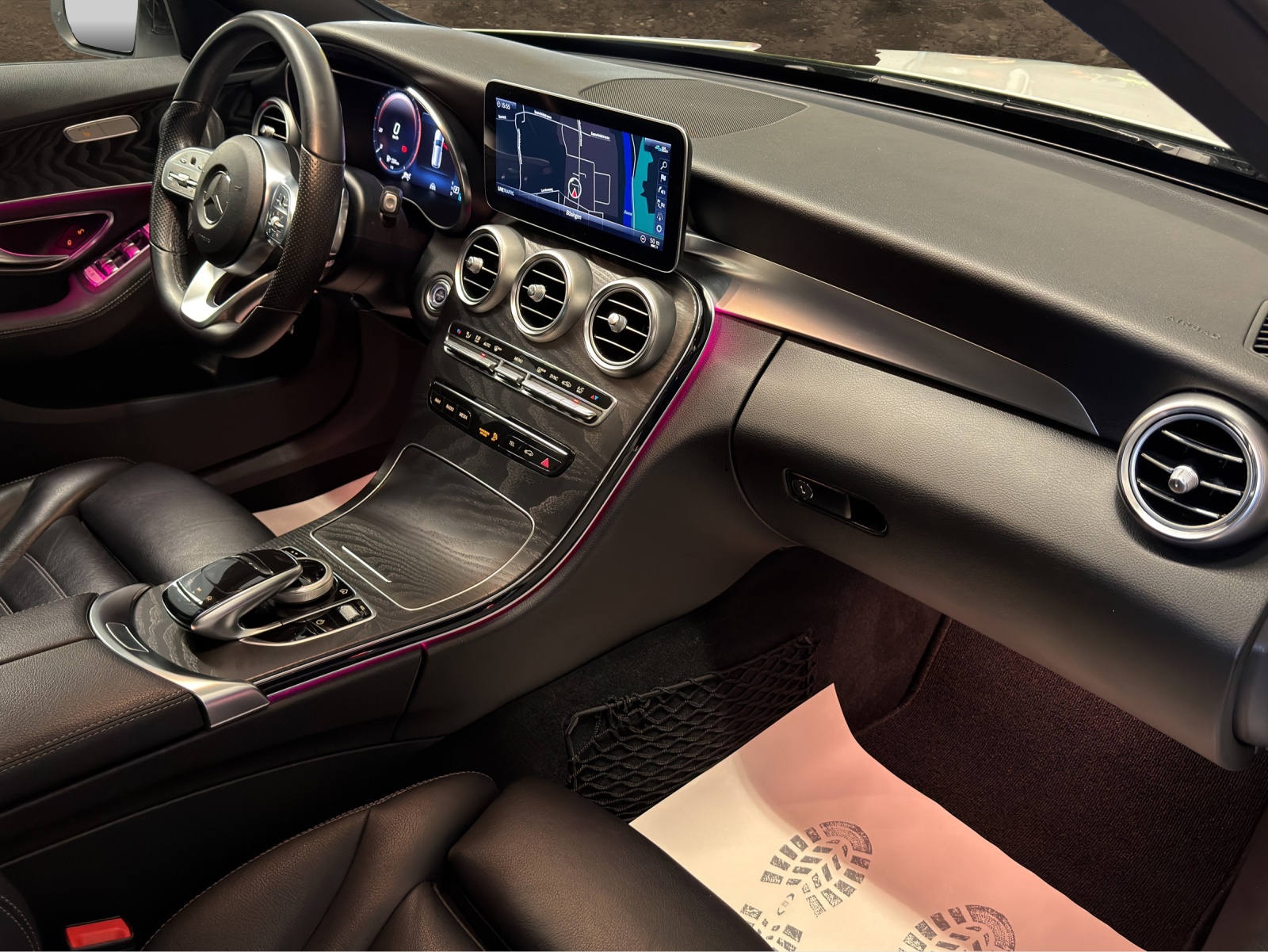 MERCEDES-BENZ C 220 d Swiss Star AMG Line 4M 9G-Tronic-image-12