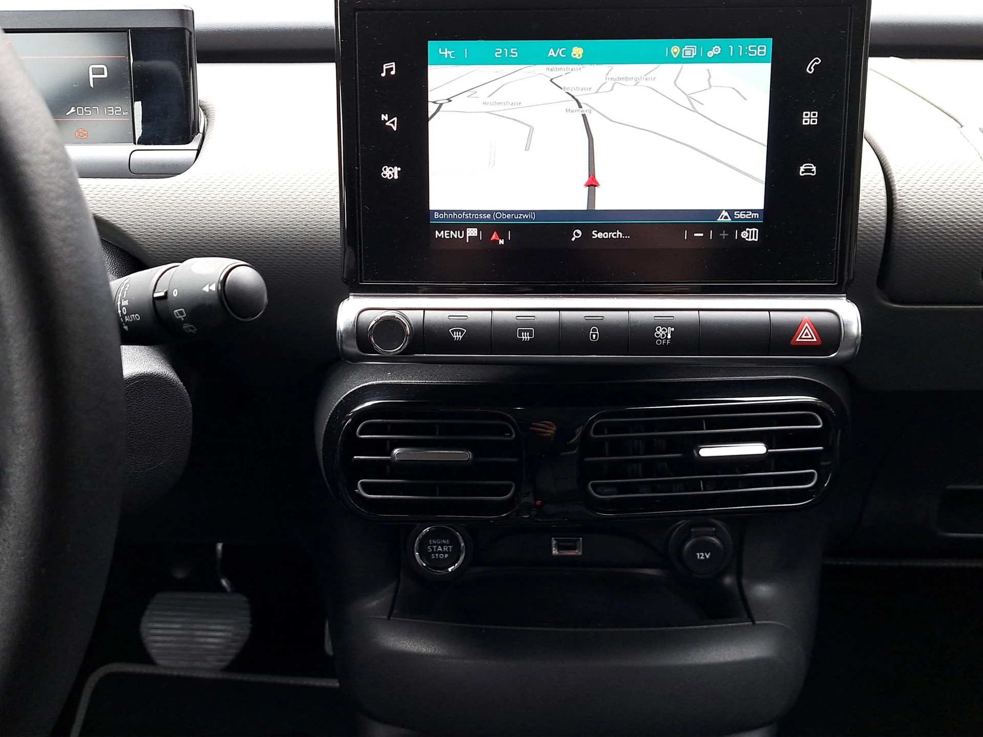 CITROEN C4 Cactus 1.2 Pure Tech Shine EAT6-image-9