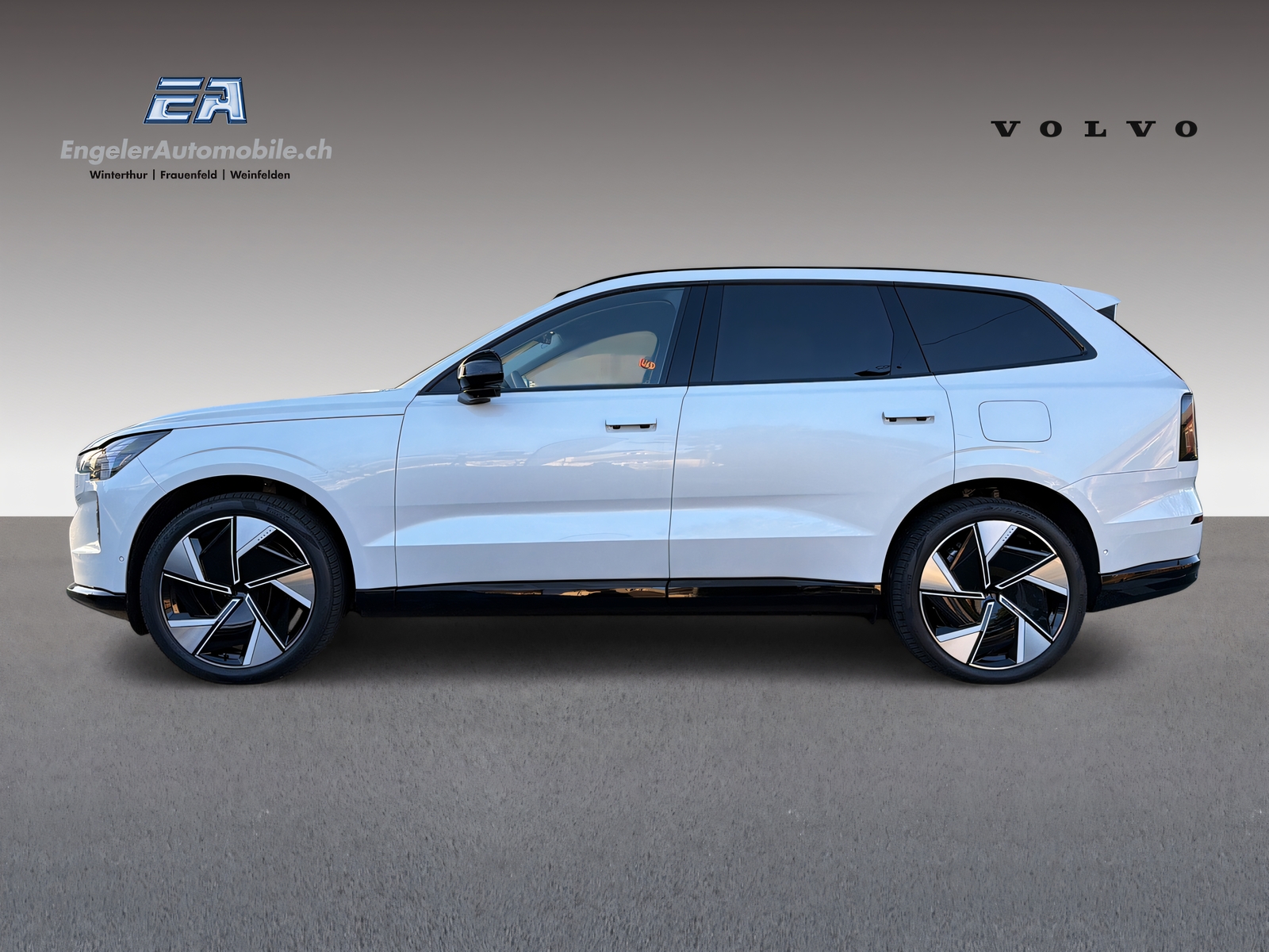 VOLVO EX90 Twin Ultra AWD-showroom-element-2