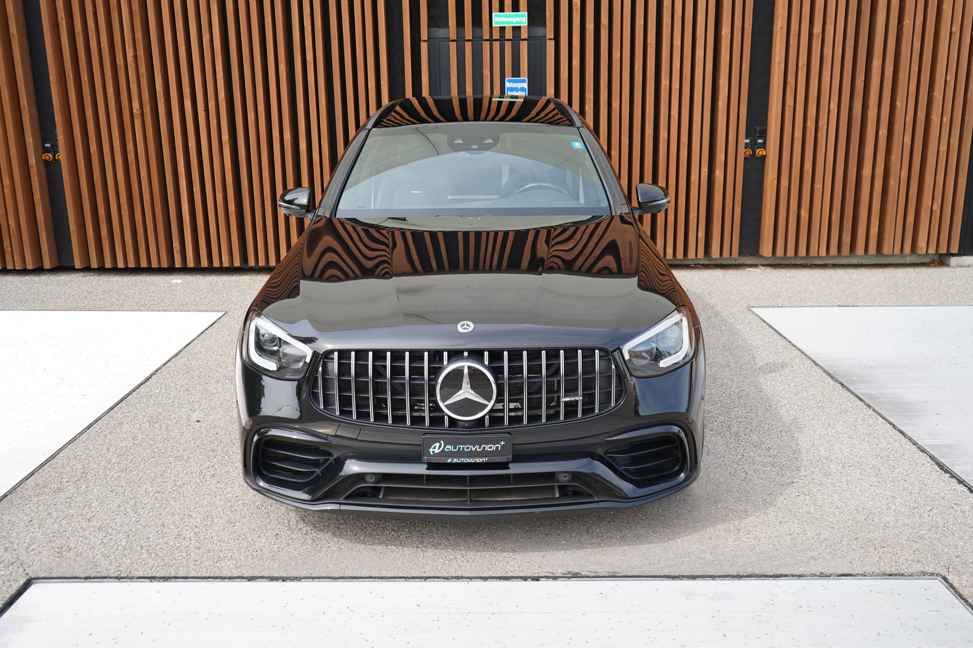 MERCEDES-BENZ GLC 63 S AMG BLACK 4MATIC+ 9G-TRONIC l 510 PS-image-12