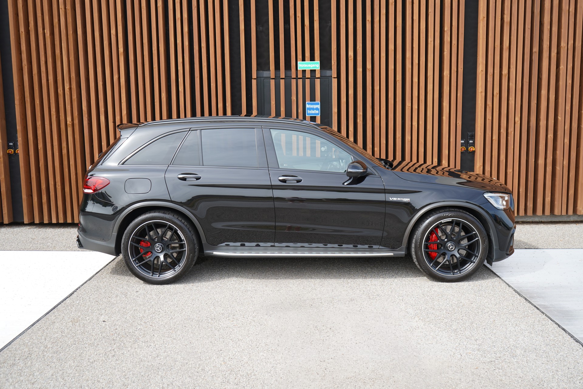 MERCEDES-BENZ GLC 63 S AMG BLACK 4MATIC+ 9G-TRONIC l 510 PS-showroom-element-2