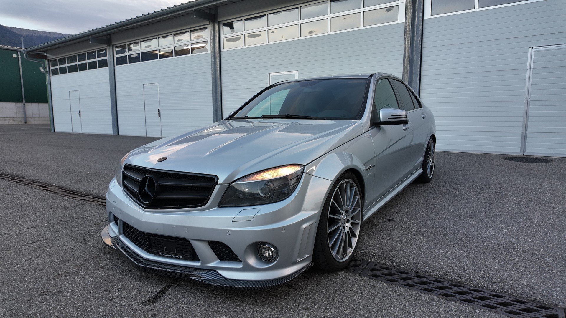 MERCEDES-BENZ C 63 AMG Avantgarde 7G-Tronic