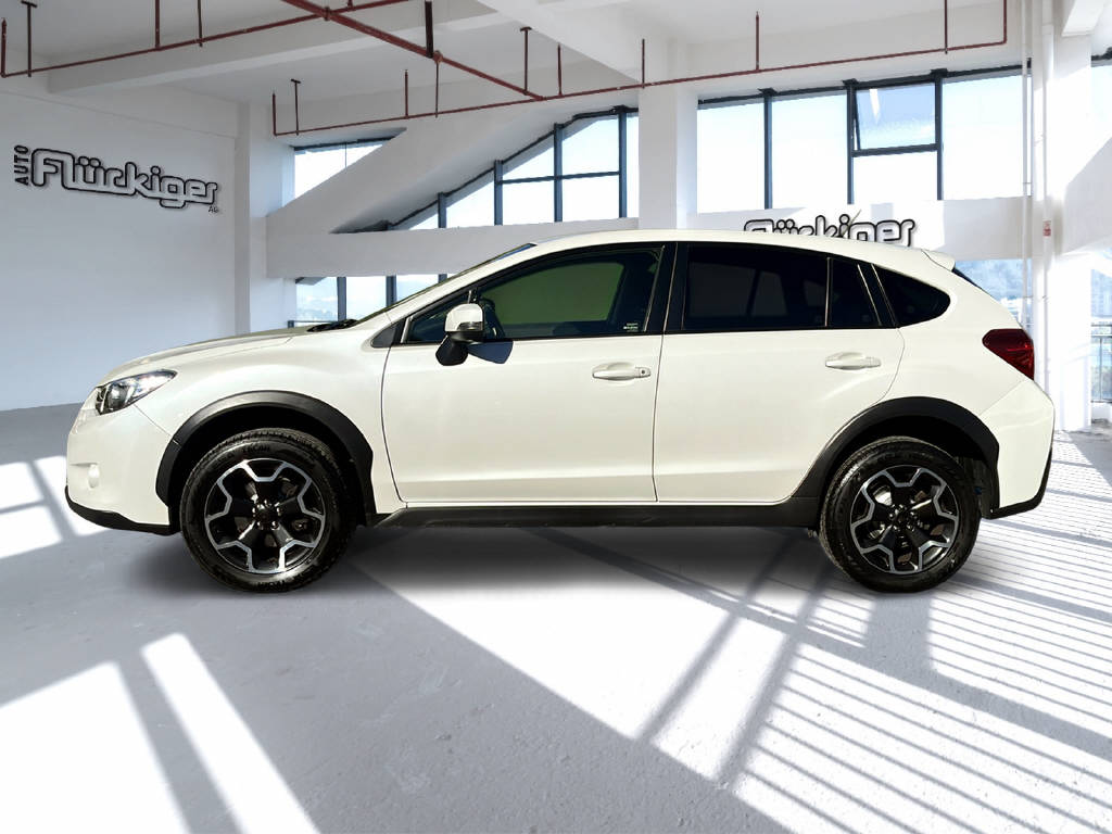 SUBARU XV 2.0i Swiss Two-showroom-element-3